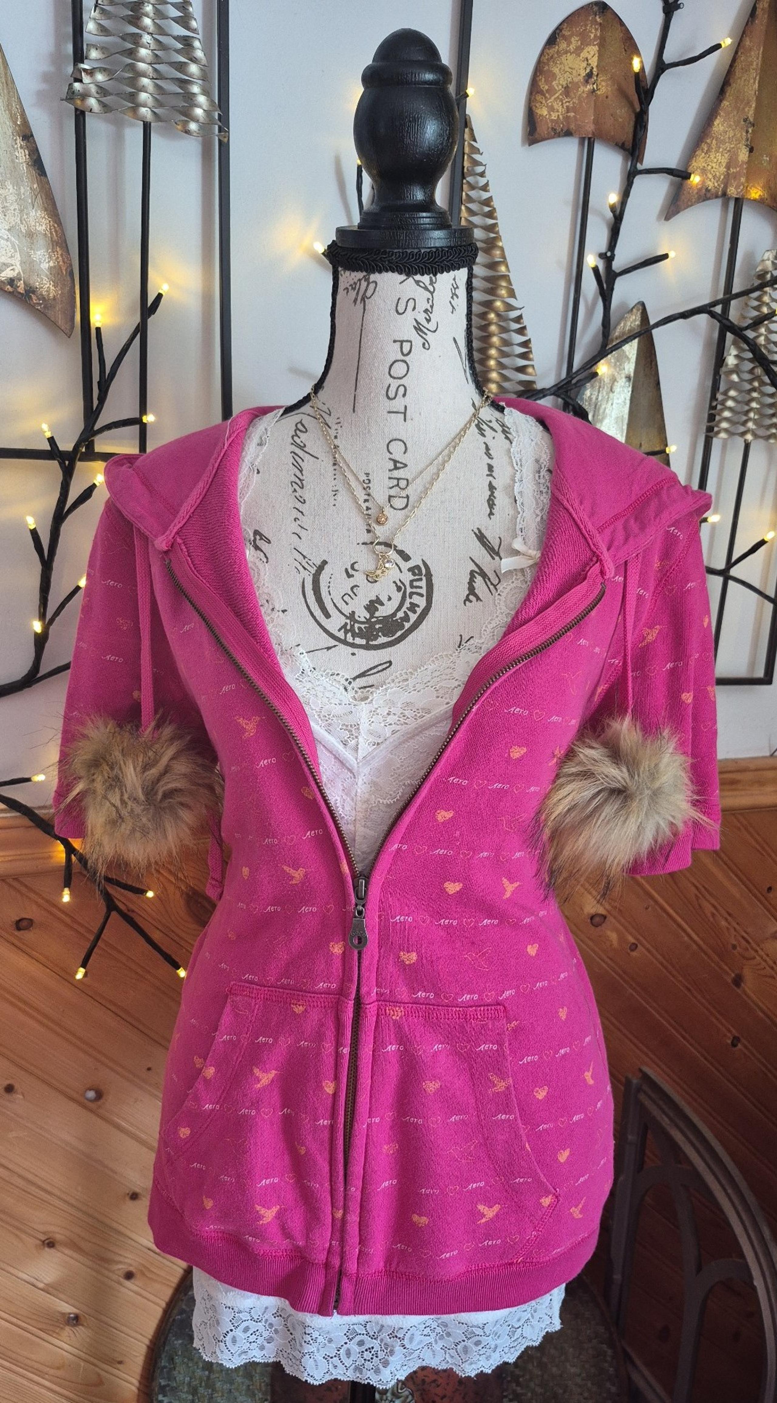 ♡SUPER RARE♡ Y2K♡ Aeropostale 1/2 sleeve zip up hooded heart sweater