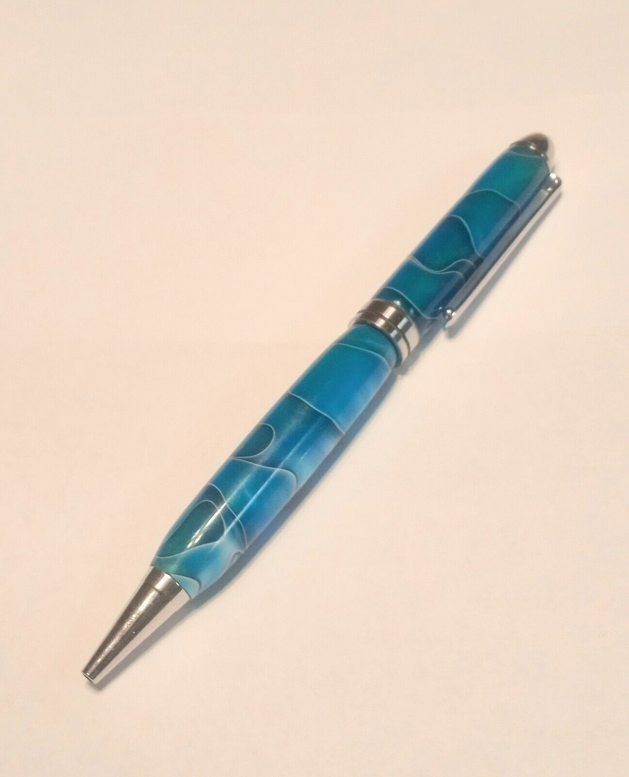 Handmade Acrylic Resin Designer Twist Action Style Ink Pen