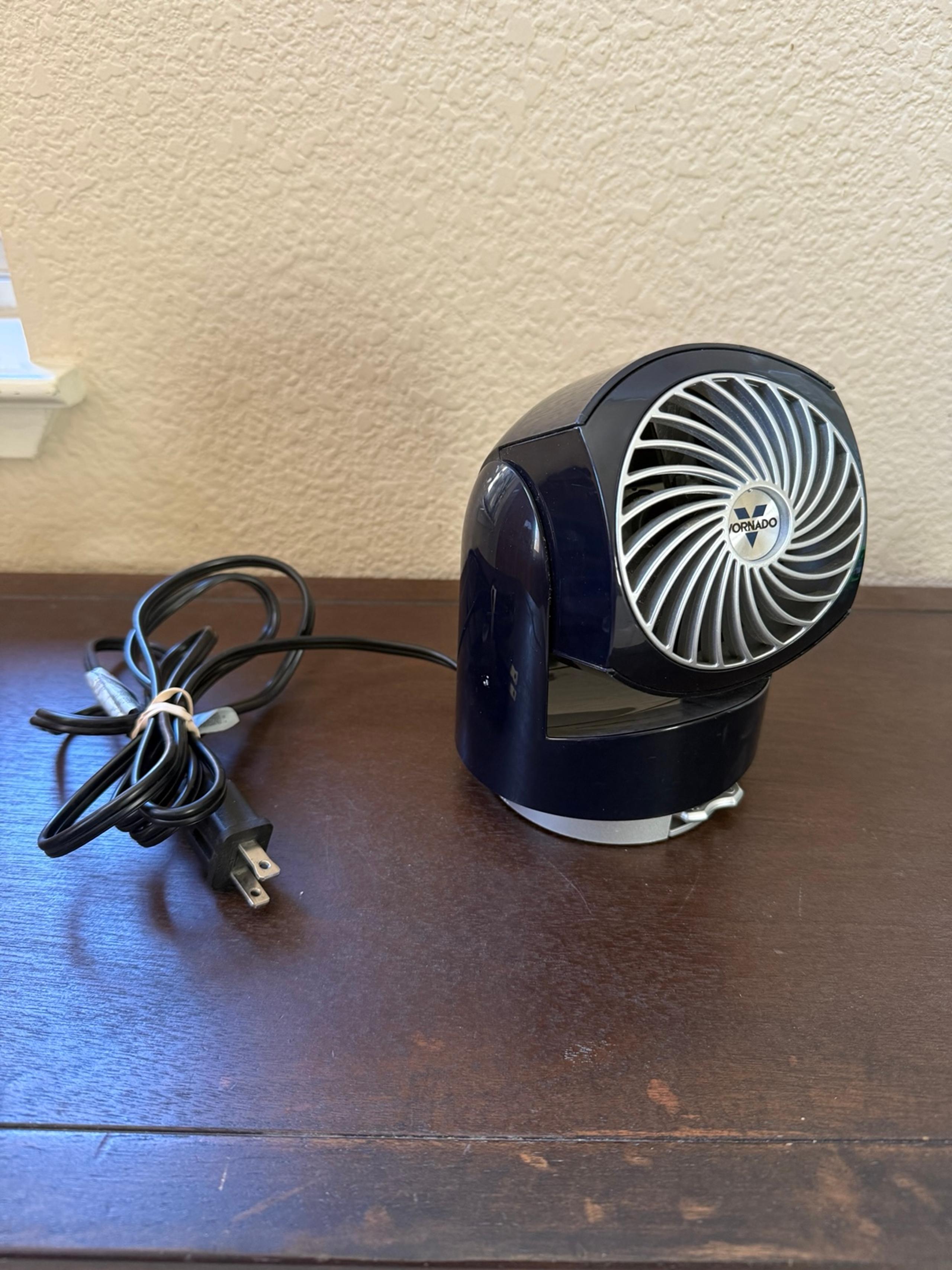 Small Portable Desktop Fan Black
