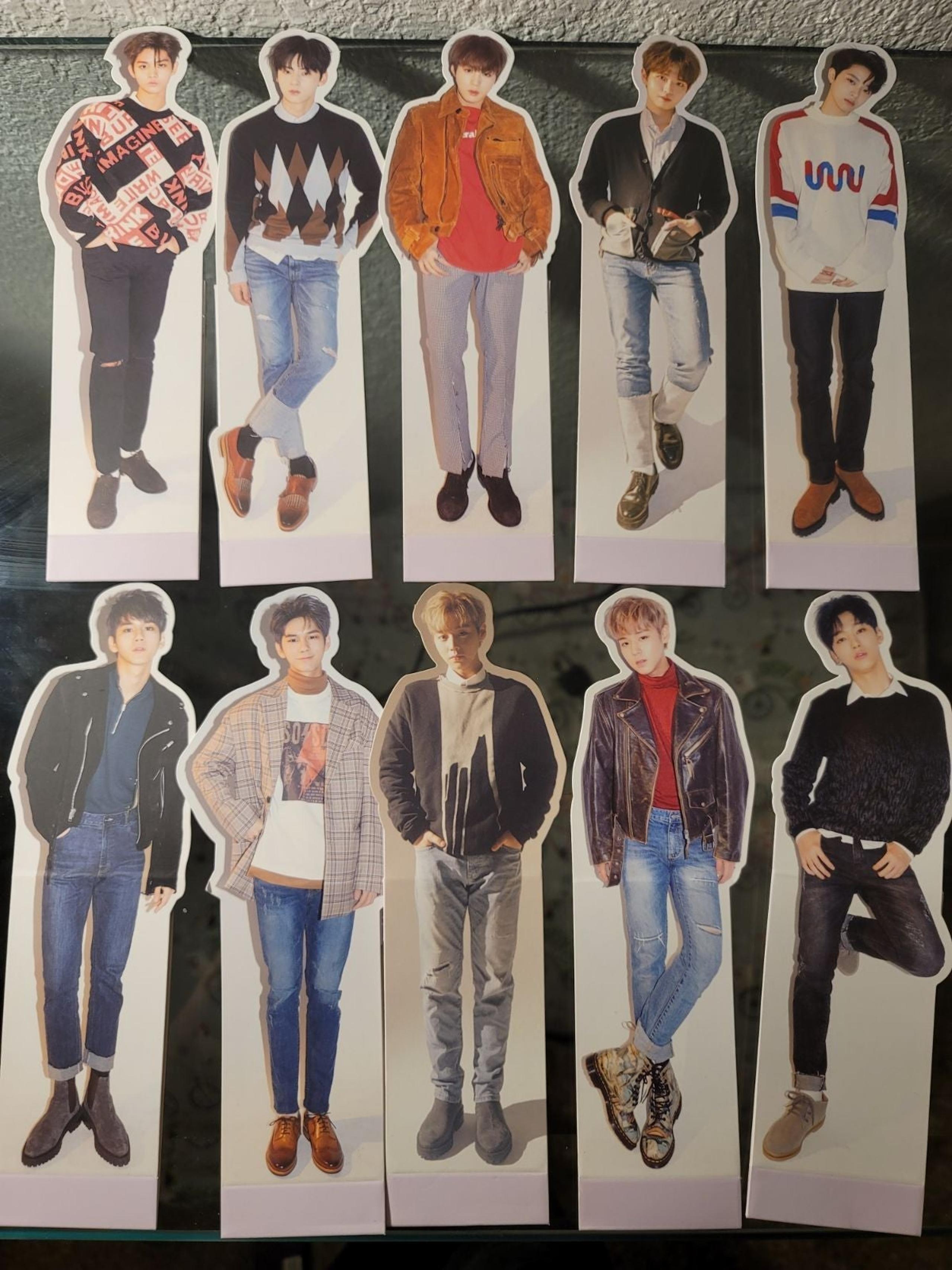 WANNA-ONE Paper stands kpop