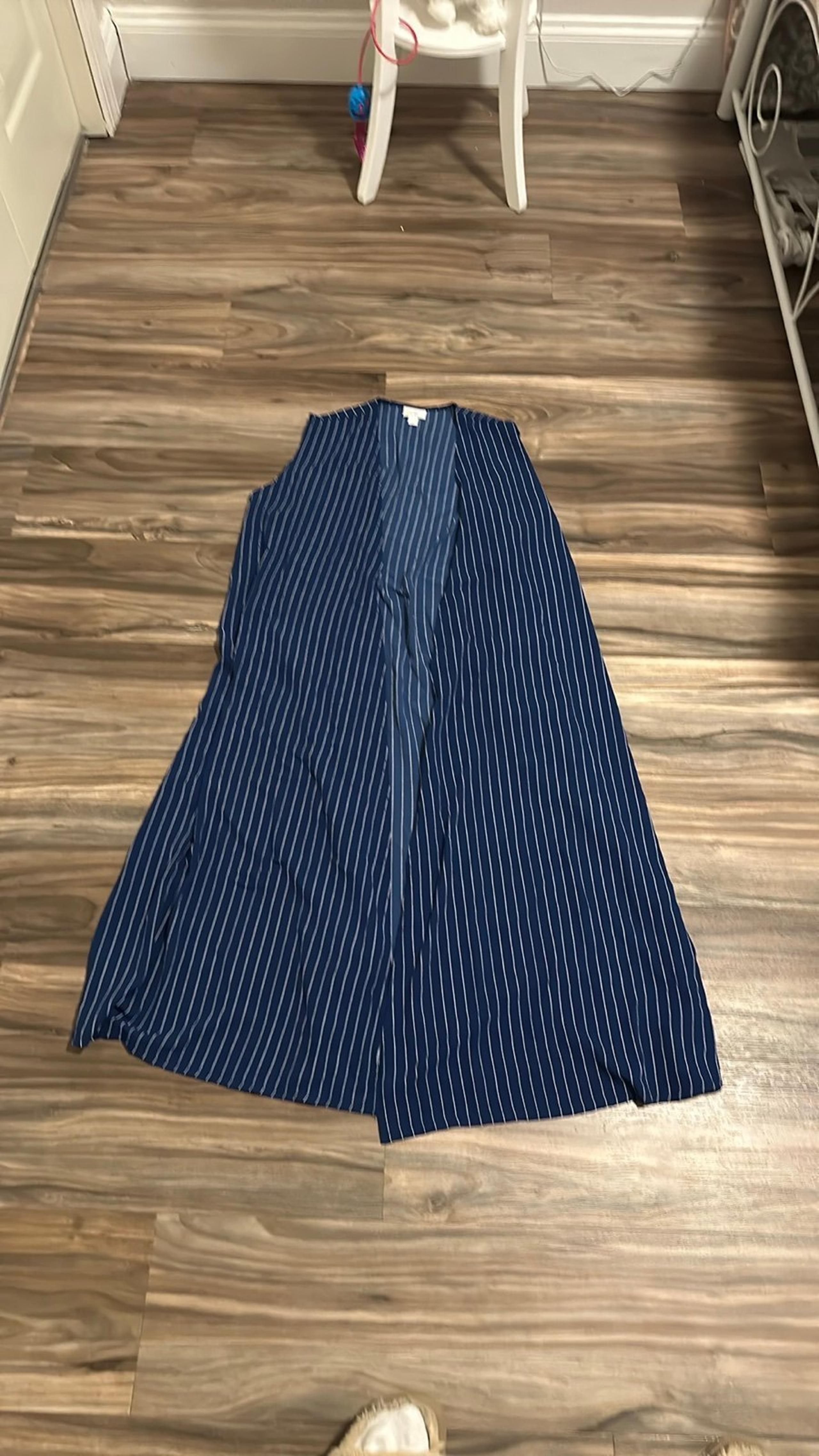 Lularoe Joy navy blue with white stripes crepe longline vest size large NWT