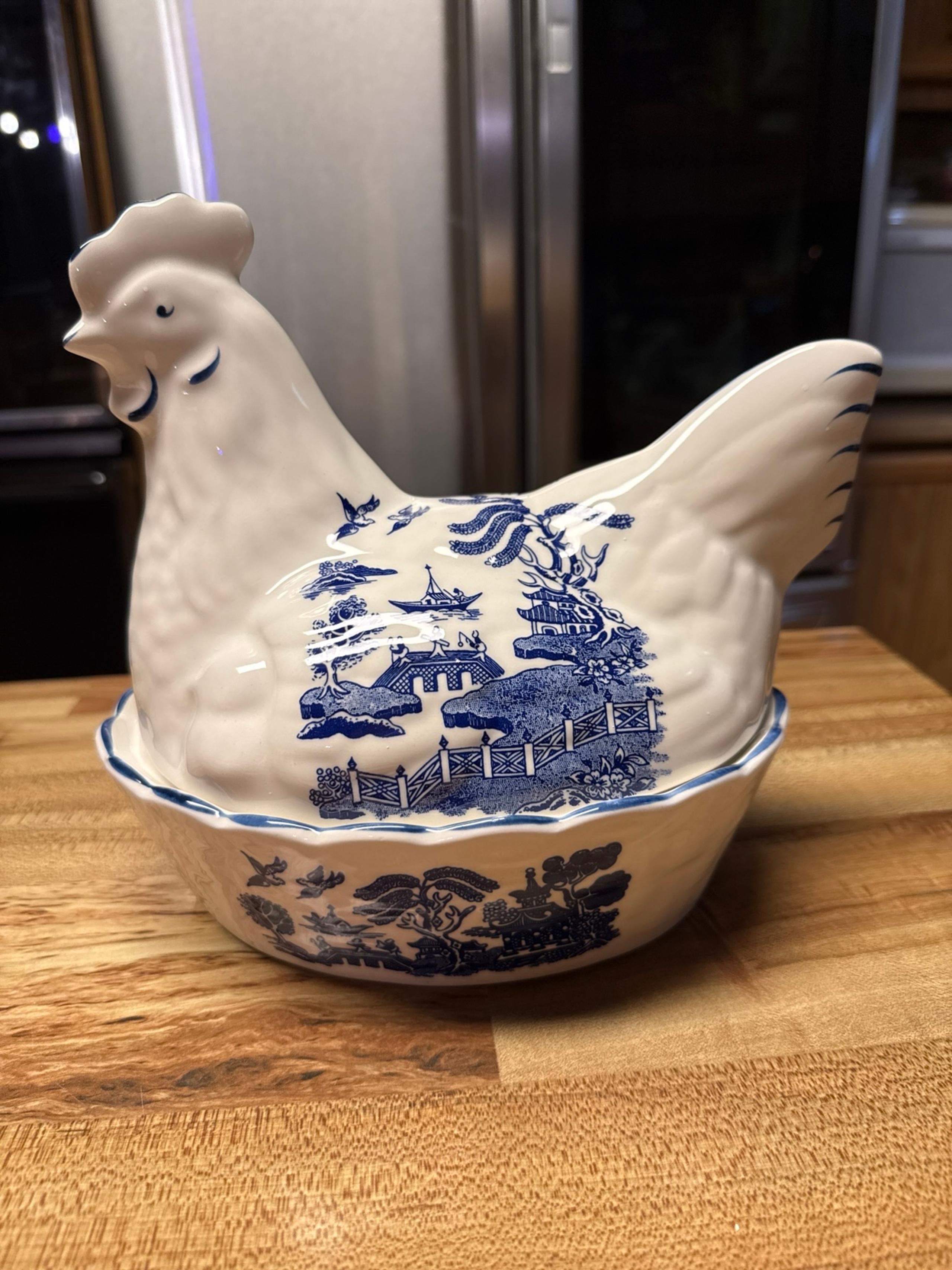Blue Willow by Regal Nesting Hen Egg Basket Dish Serving Casserole Dish