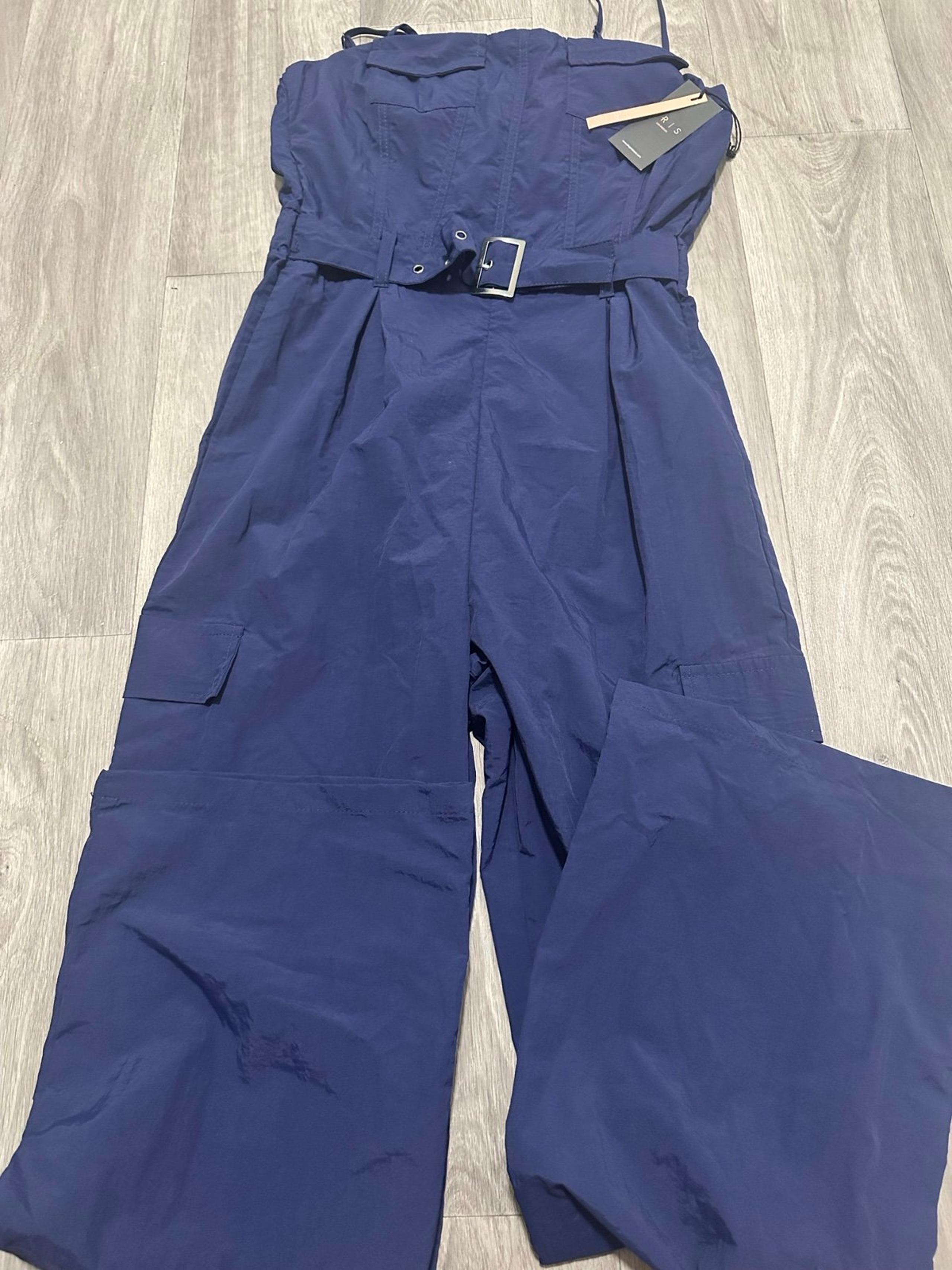 Iris jumpsuit / sz medium nwt