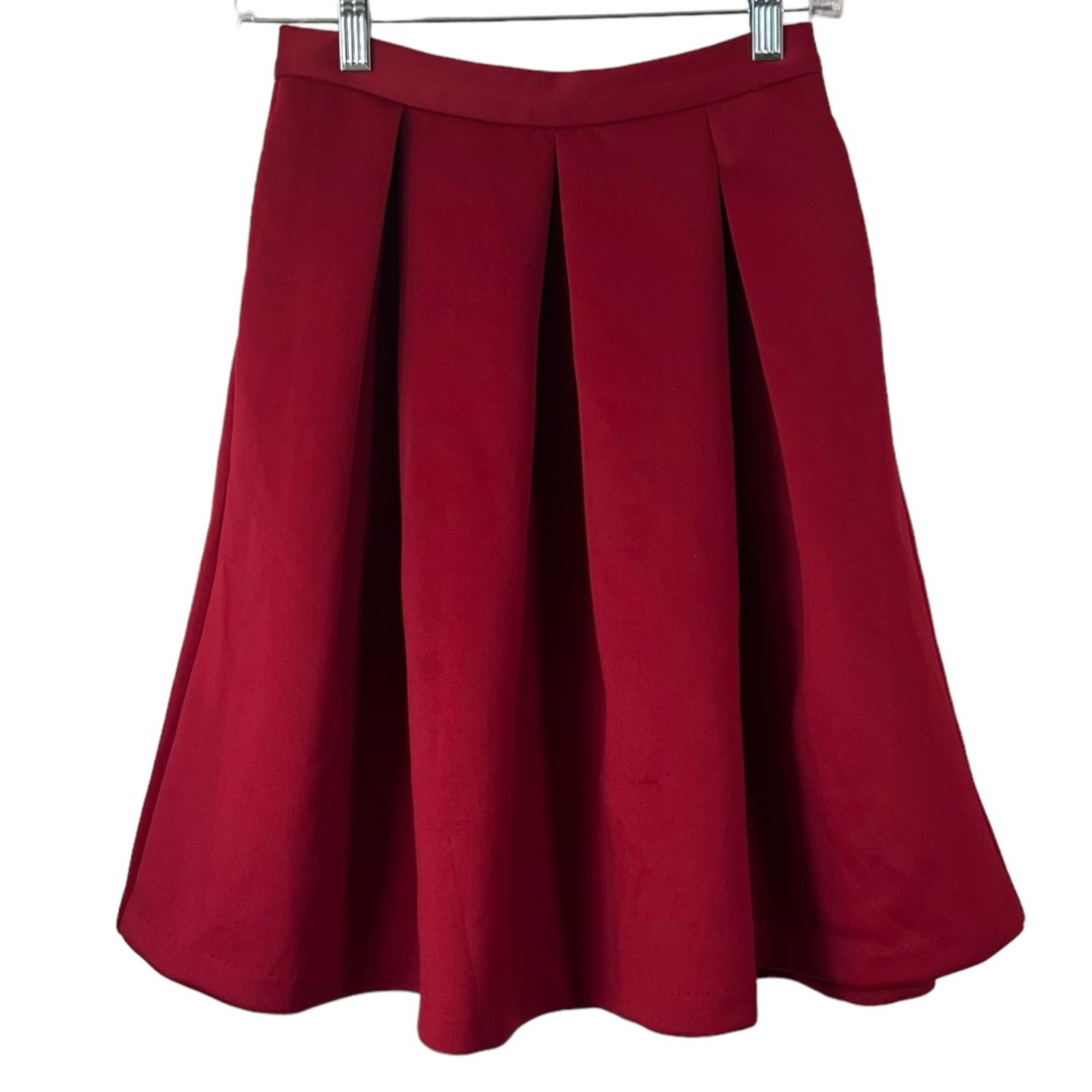 Forever 21 Burgundy Pleated Heavyweight Knee Length Skirt Women's Size XS