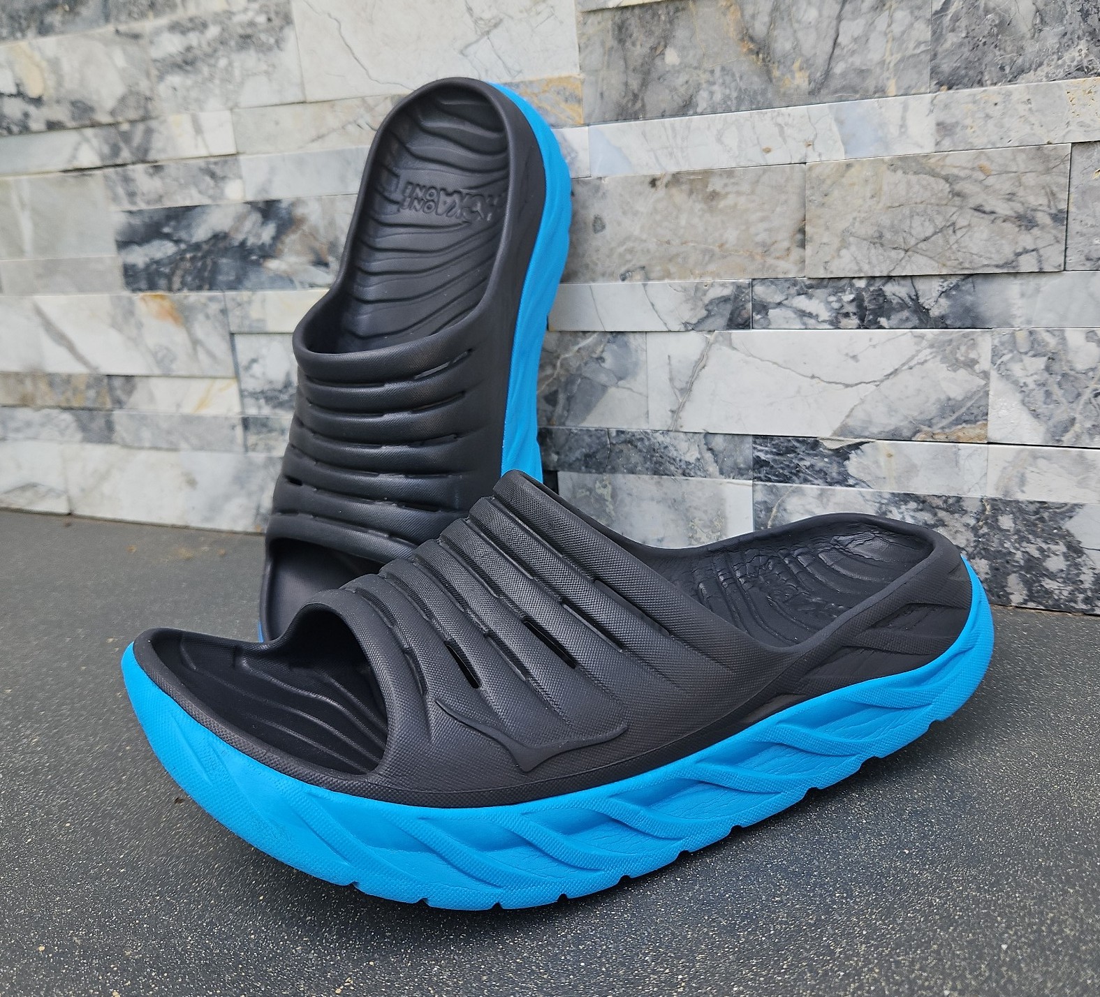 HOKA One One Ora Women's Recovery Slides Sandals size 11