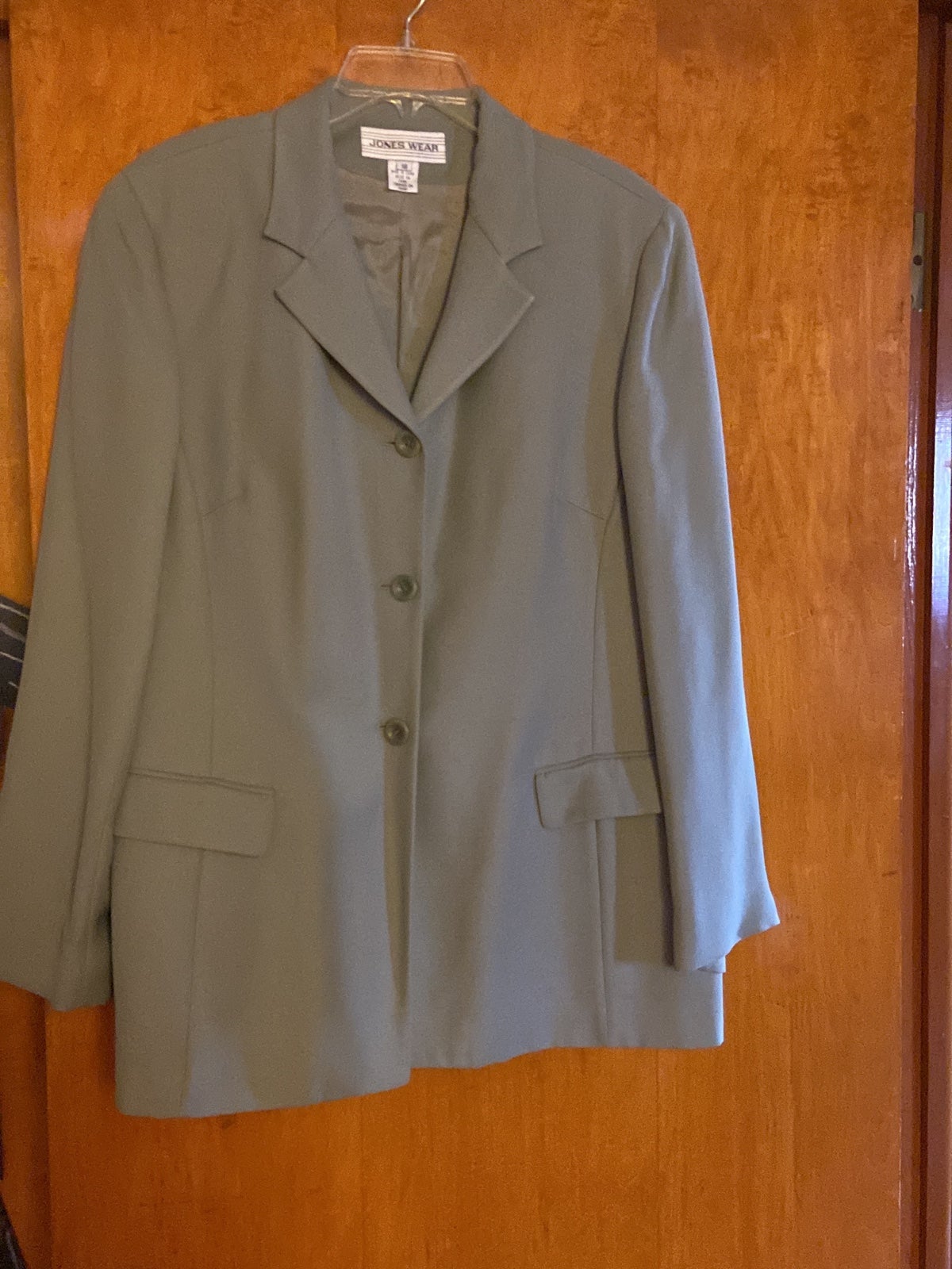 womens skirt suit