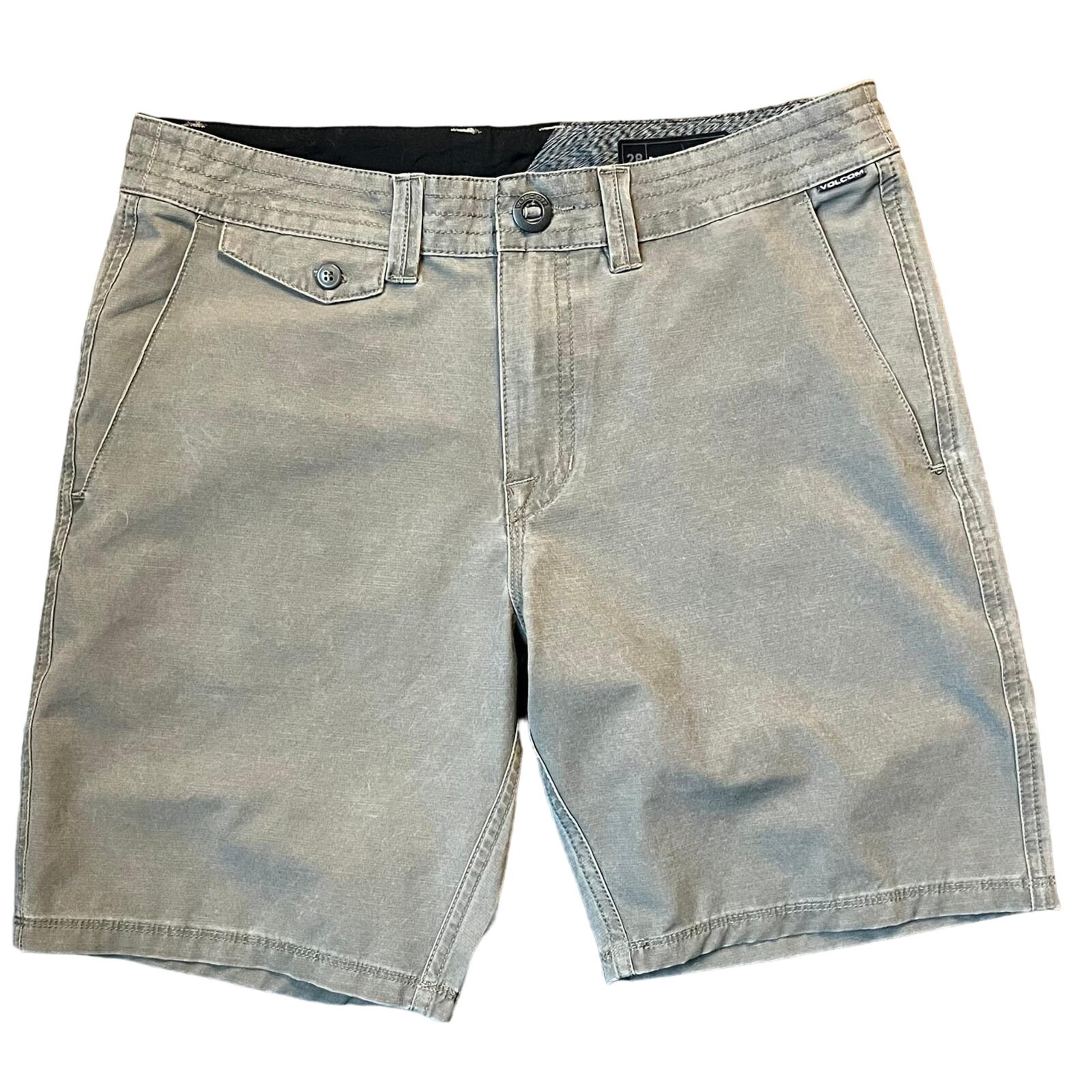 Volcom Men’s 28 casual shorts