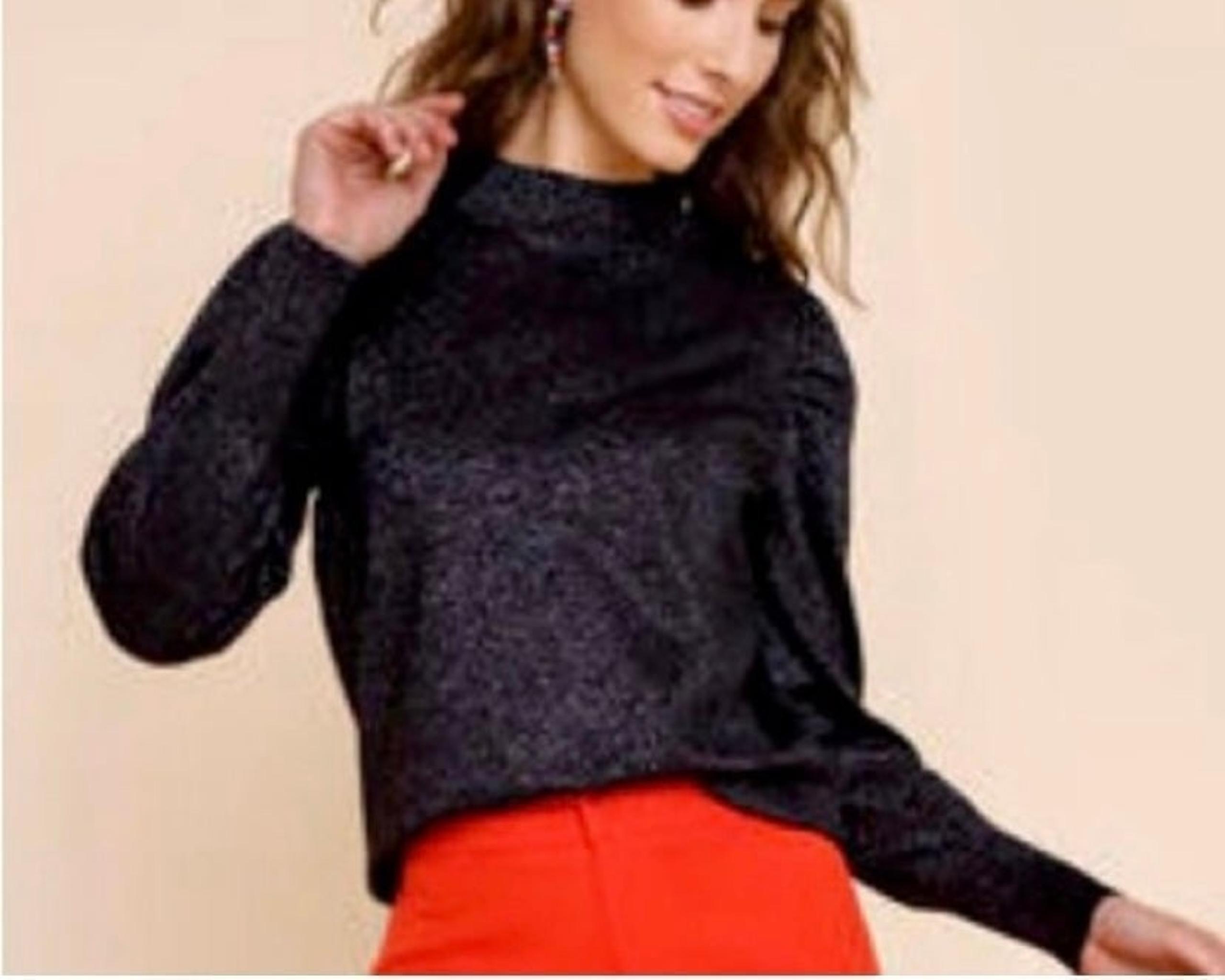Francesca’s Collections Puff Sleeve Sweater by Studio 19