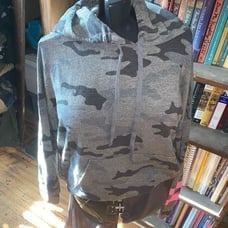 Sundry gray & black camo super soft loungewear 3/L hoodie