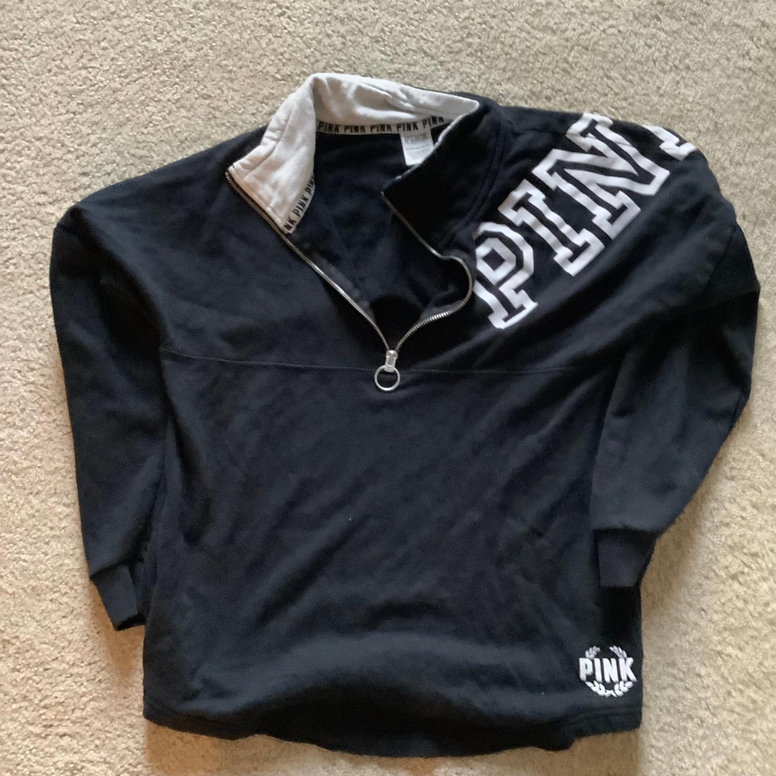 PINK Victoria's Secret Graphic Sweatshirt XS Spell Out Preppy