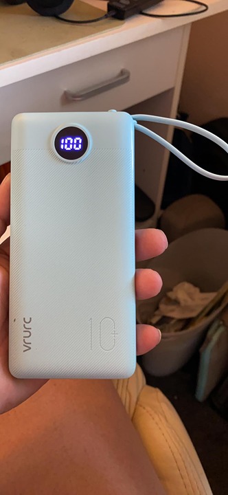 VRURC Portable Charger 10000mAh, Slim LED Display Power Bank, 5 Output 2 Input C