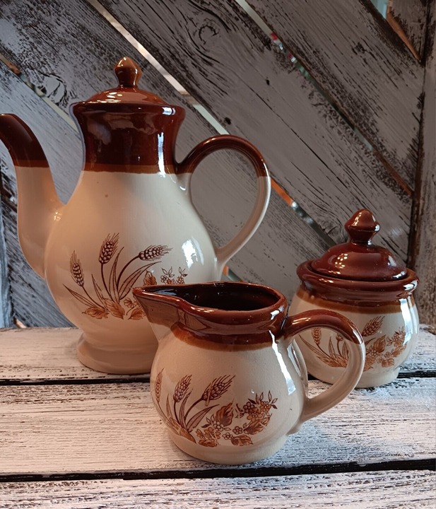 Vintage Brown and Tan Ceramic Coffee Tea Pot Creamer And Sugar Bowl Set Wheat