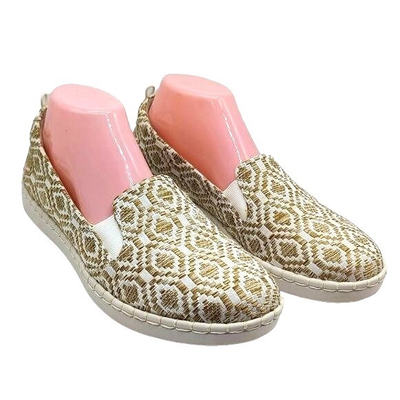 Women's Clarks Step Glow Slip-On Cloude Steppers Comfort Sneakers Slides 9.5
