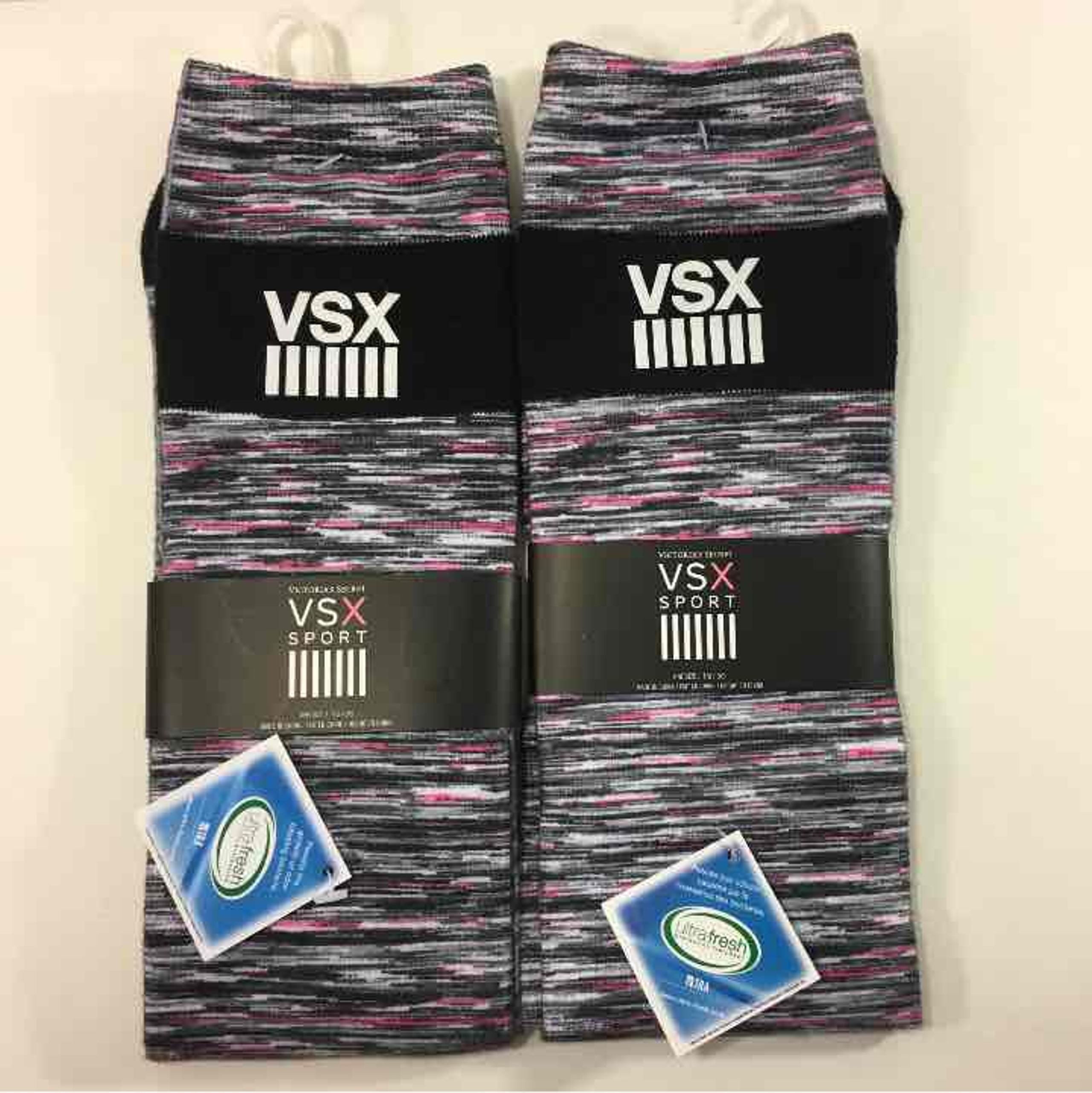 Victoria's Secret VSX sports socks 2 Pr.