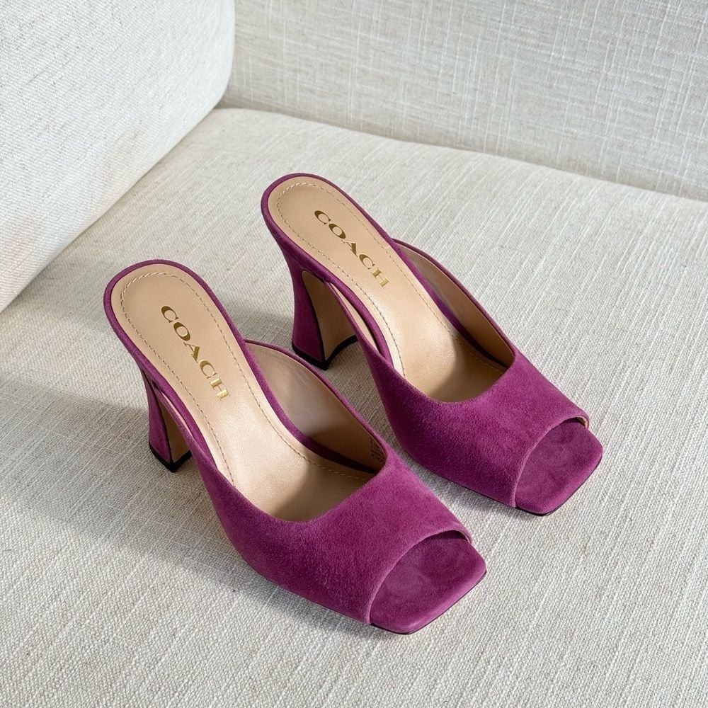 Coach square toed suede pink sandals | Size 6.5