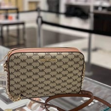 MIchael kors EW crossbody