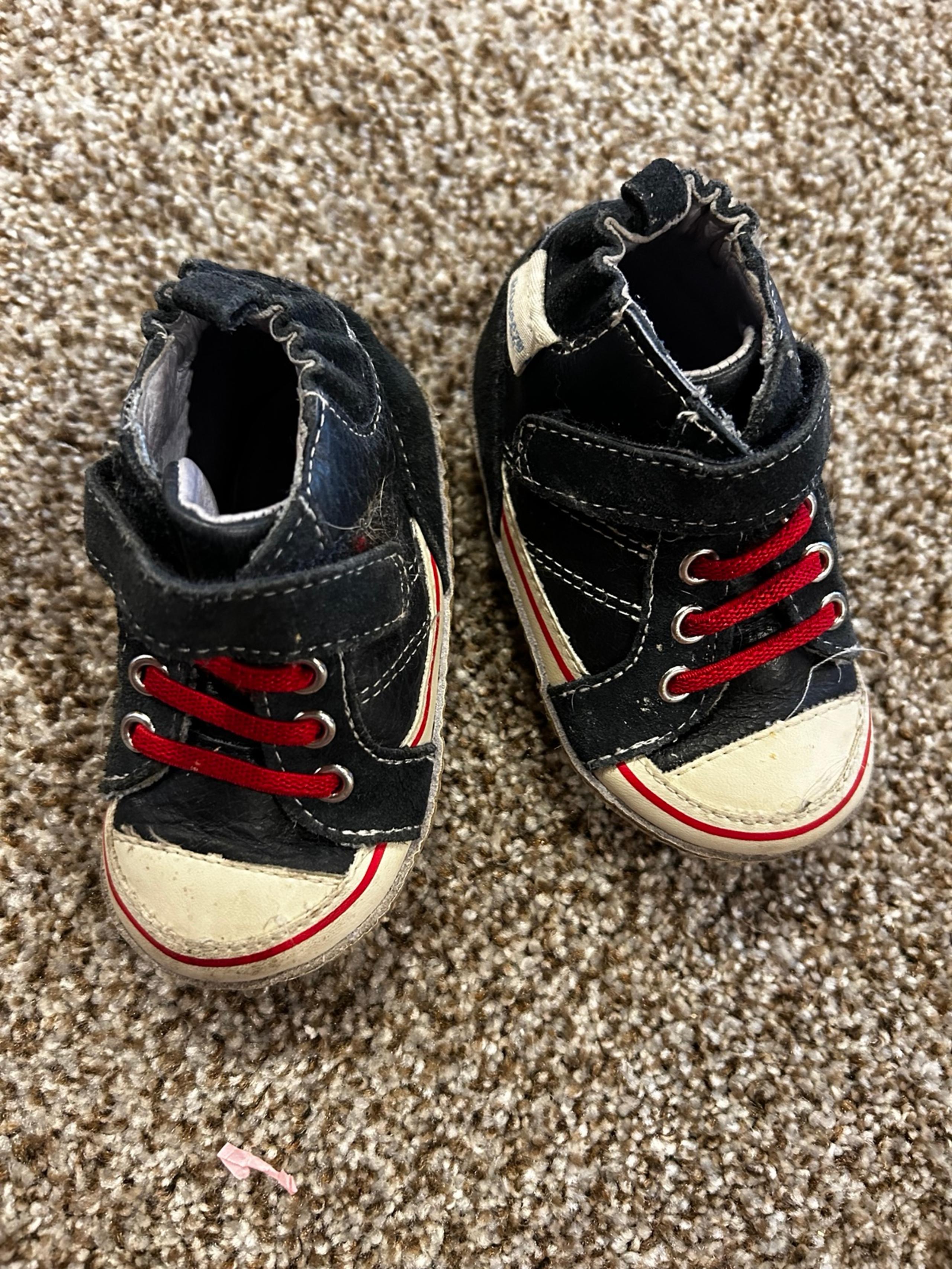 robeez crib shoes