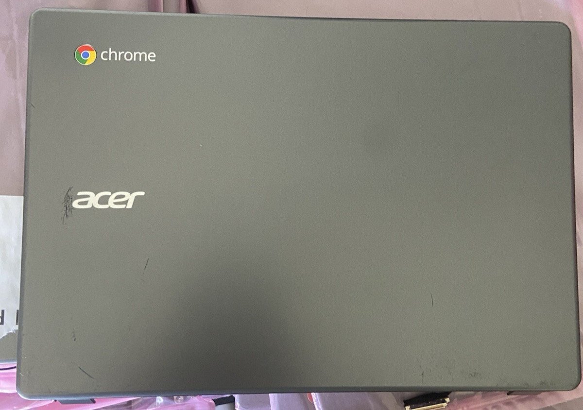 Lot of 70 Acer Chromebook 11 C720 Top LCD Cover Case Panel EAZHN003010 -Untested