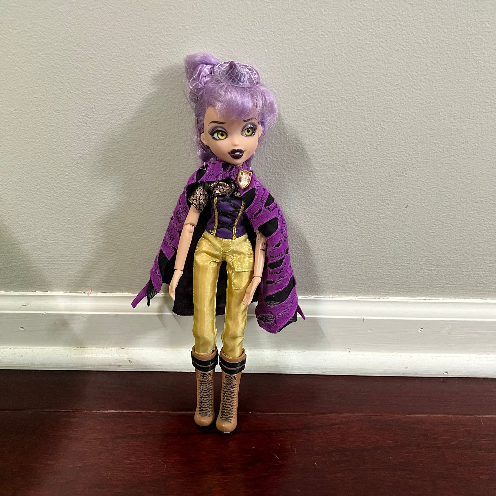 Bratzillaz Yasmina Clairvoya Doll House of Witchez Glam Gets Wicked 2012