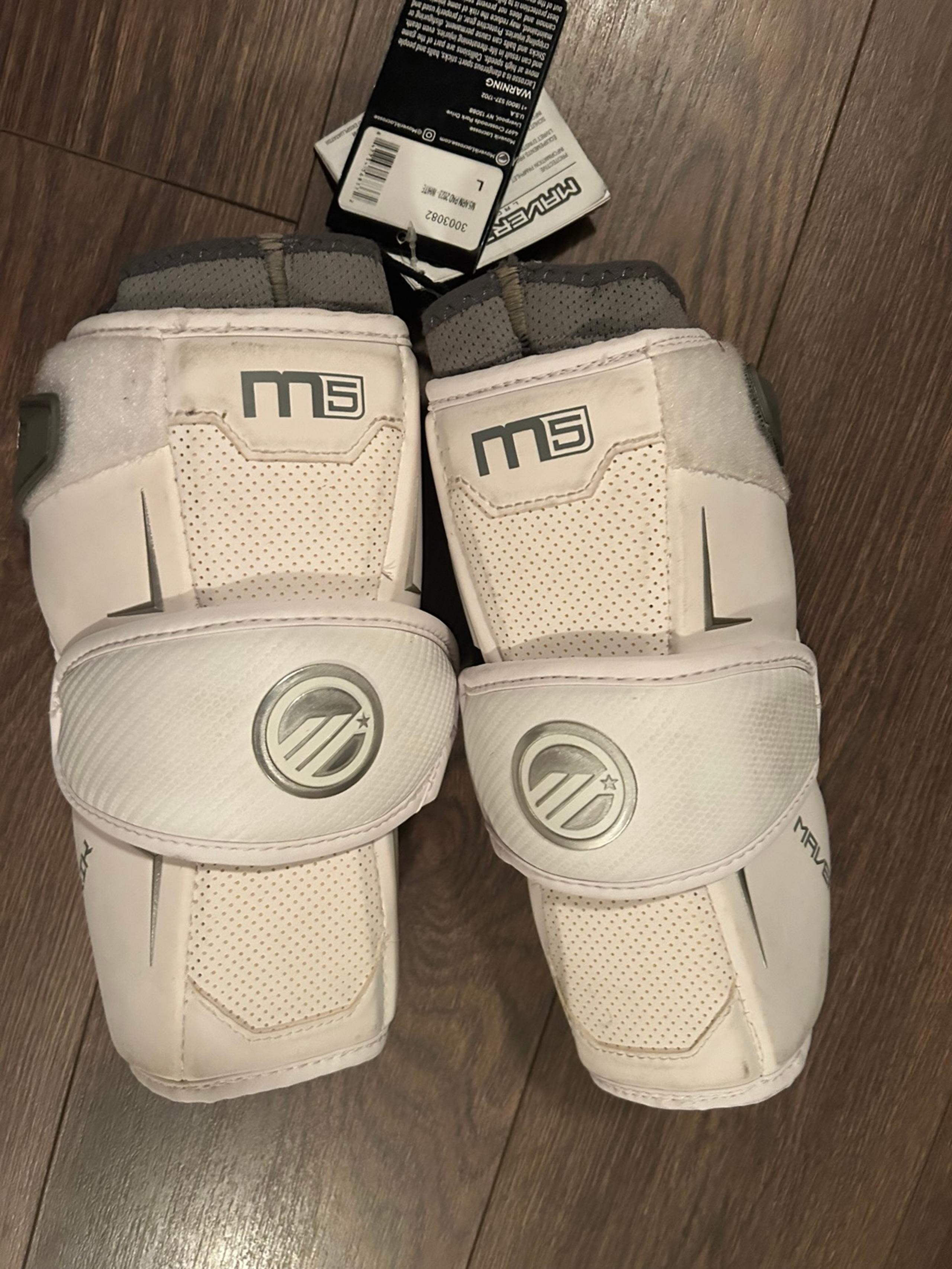 New - Maverick m5 lacrosse elbow pads large
