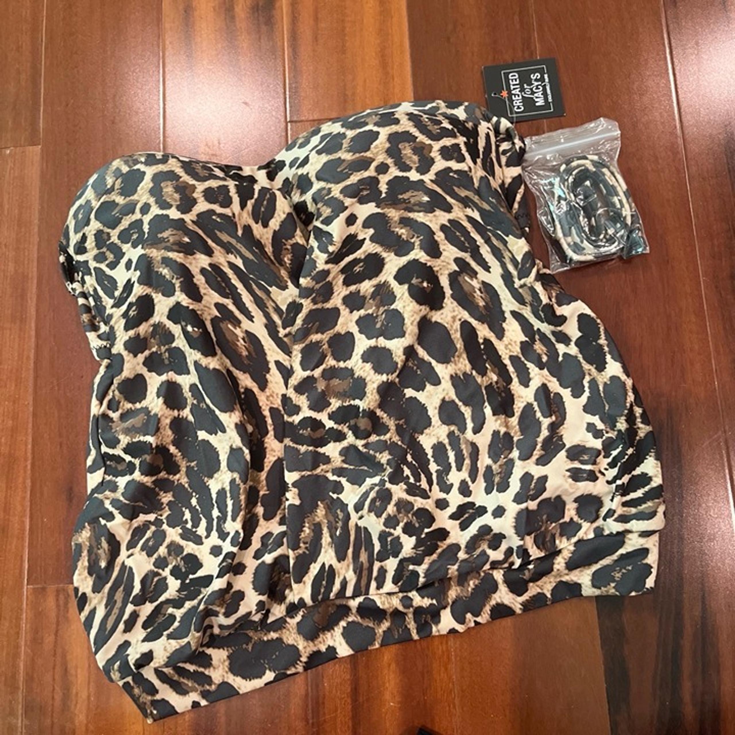 New NWT Bar III Tankini Swim Top Animal Leopard Print Straps Strapless Size XS