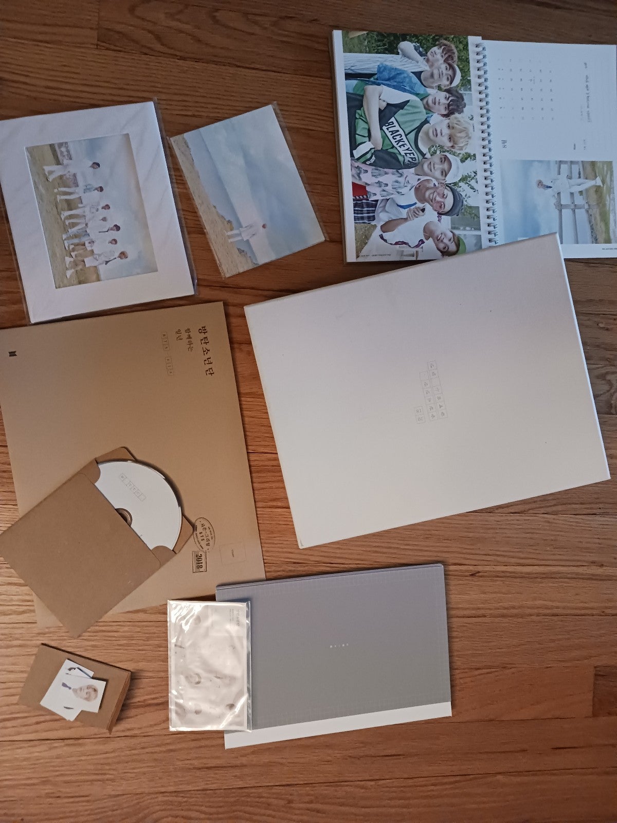 BTS high quality 2018 Season's Greetings