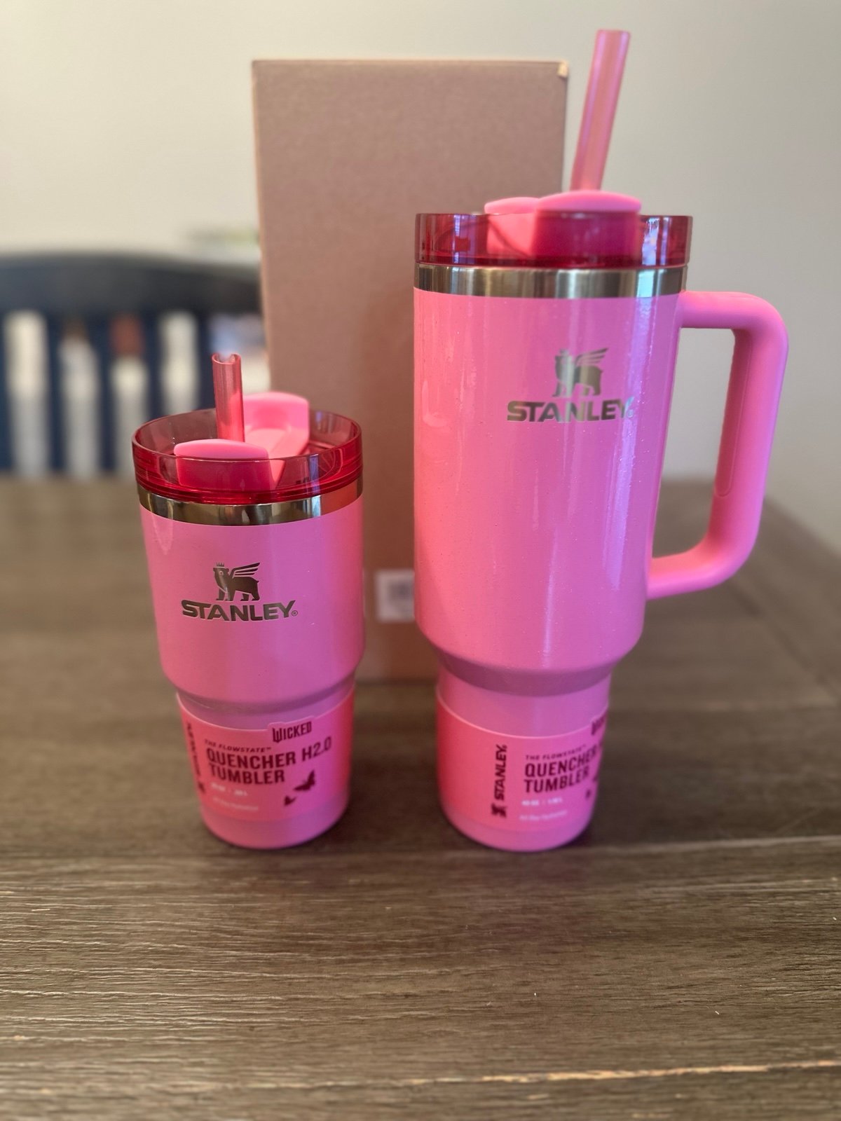 STANLEY WICKED TARGET EXCLUSIVE GLINDA TUMBLER 40oz AND 20oz. Brand New.