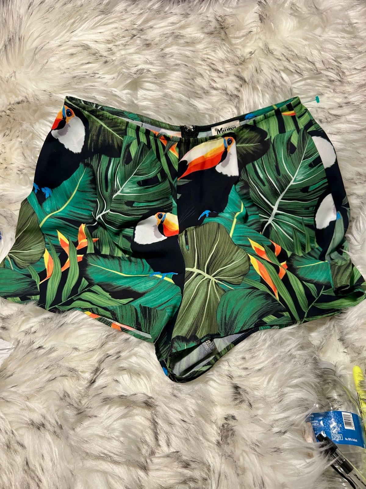 SHOW ME YOUR MUMU