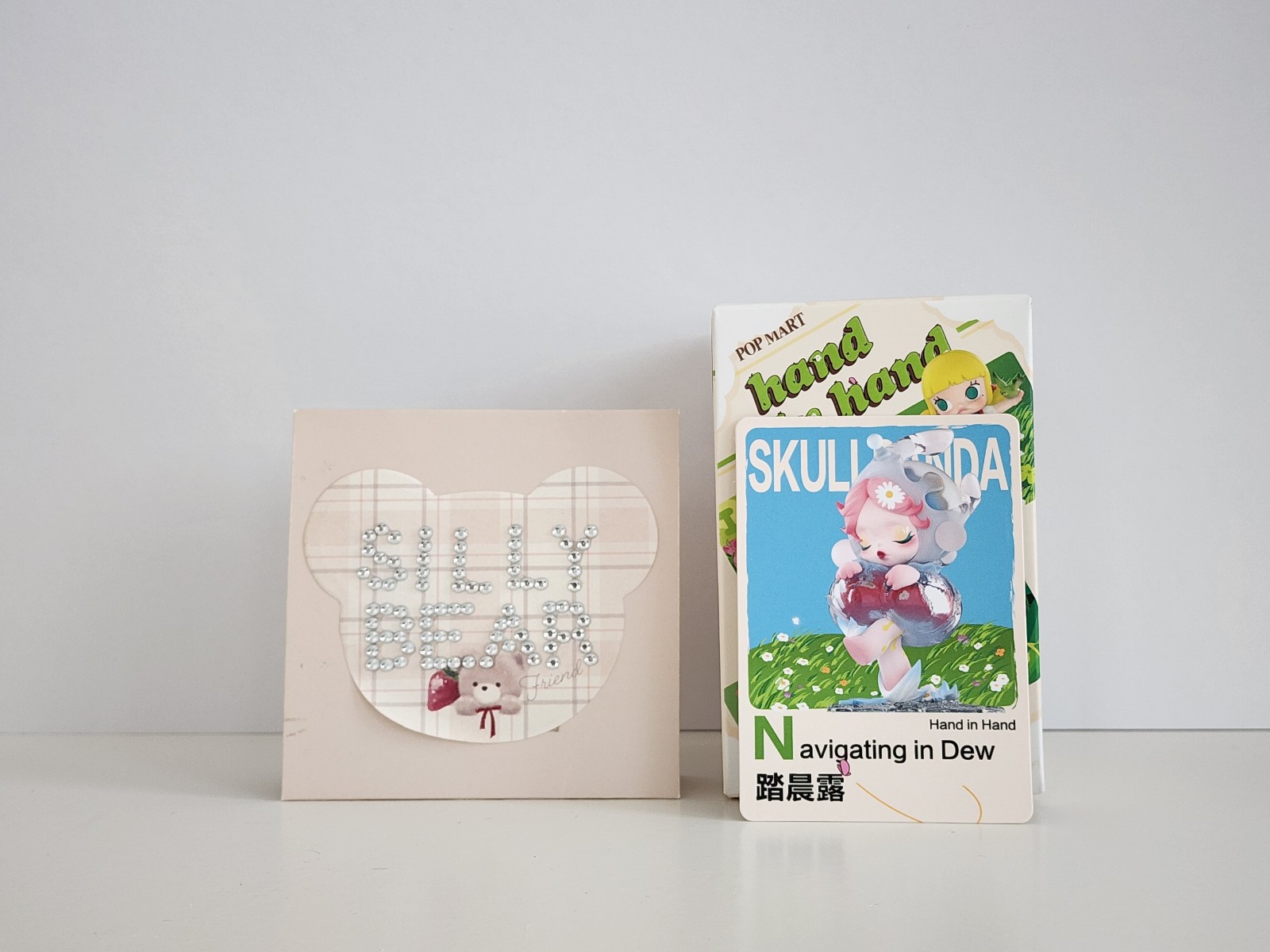POP MART Hand in Hand Series - Skullpanda