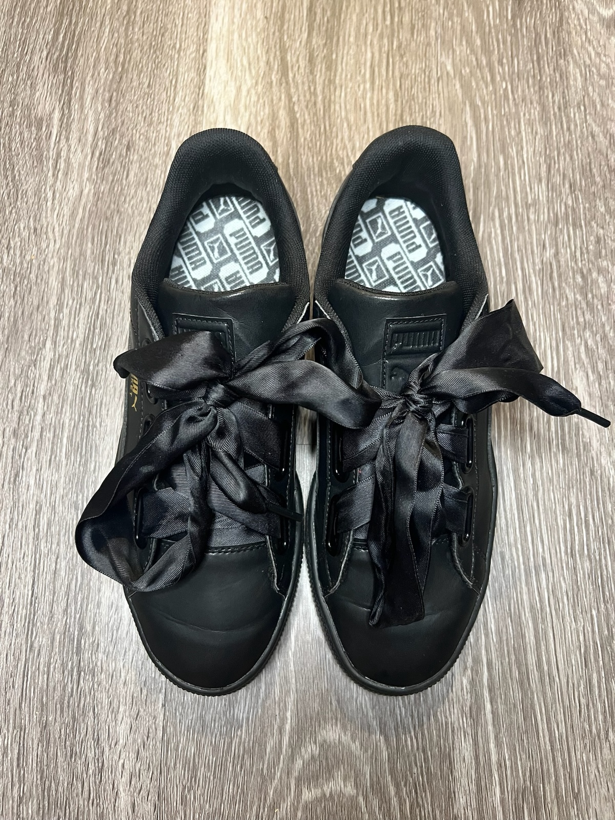 PUMA BASKET HEART WMNS size 9.5
