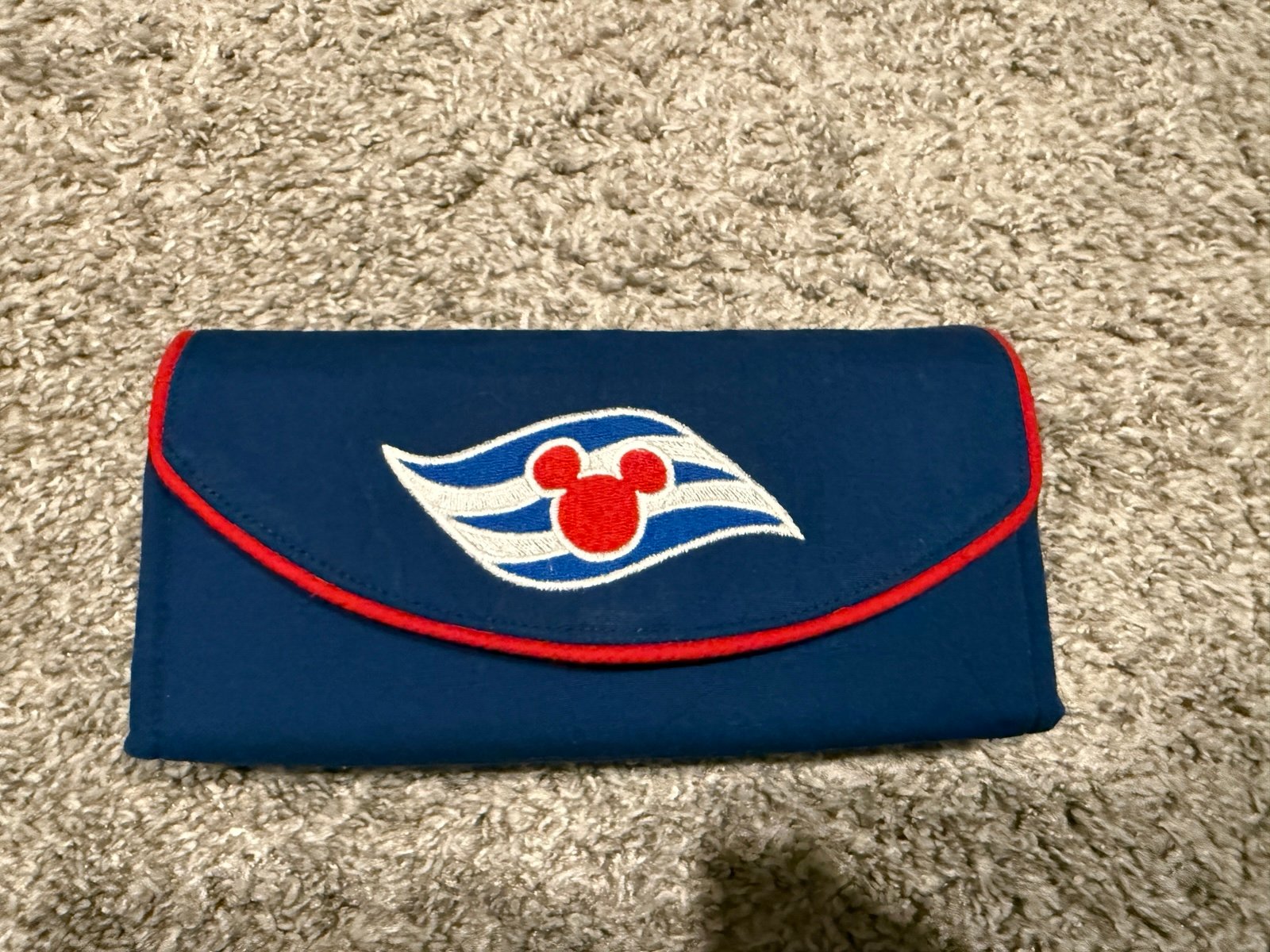 EUC Wallet with Disney Cruise Line logo