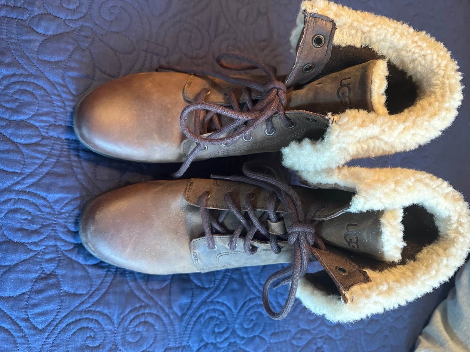 UGG Leather Zea Shearling Lace Up Ankle WEDGE Boots