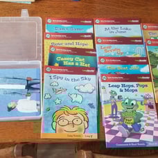 LeapFrog LeapReader System Learn to Read 10 Book Mega Pack books plus protective