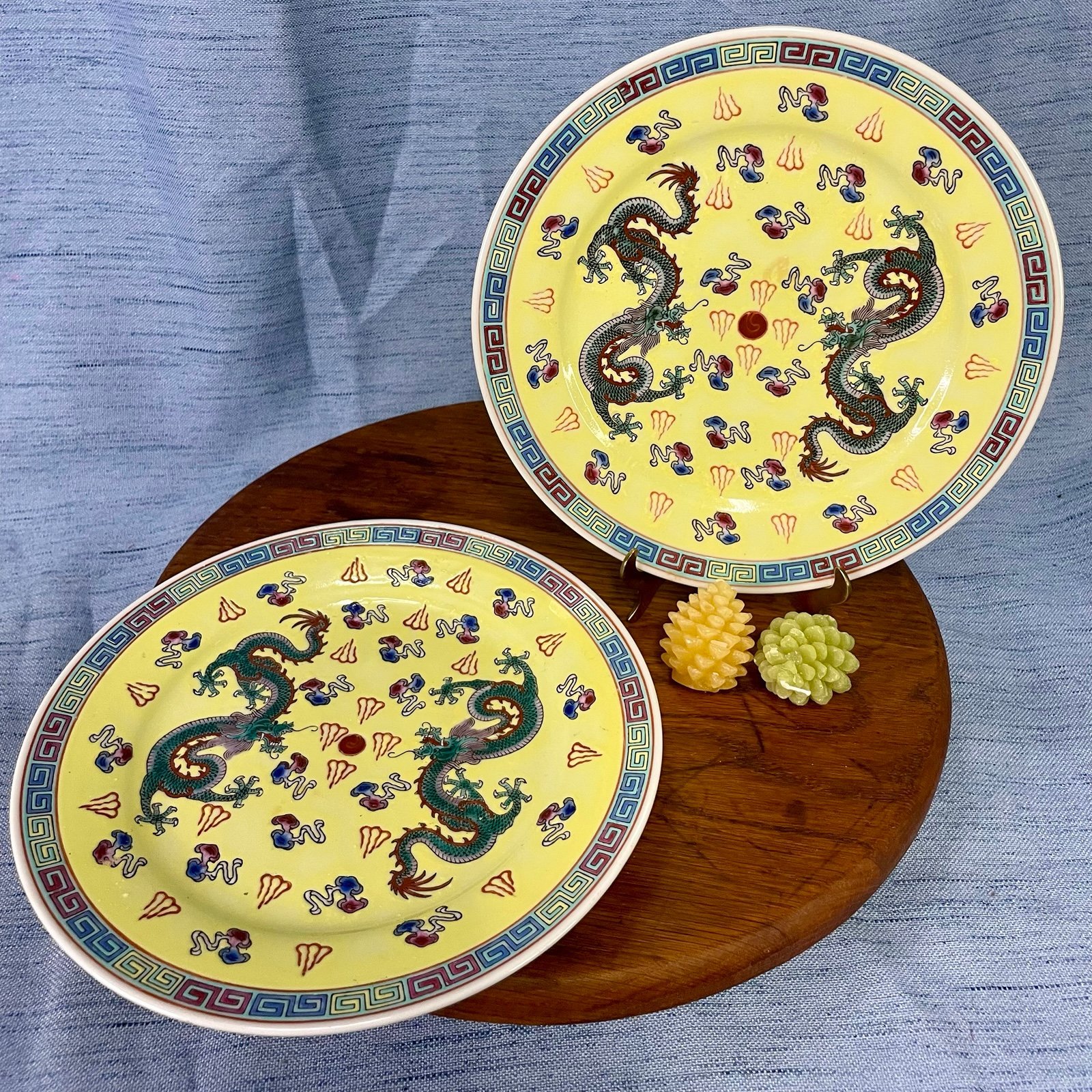 Porcelain Plate Yellow Dragon 9” Outdoor Motif Scroll design to raised edge 9”