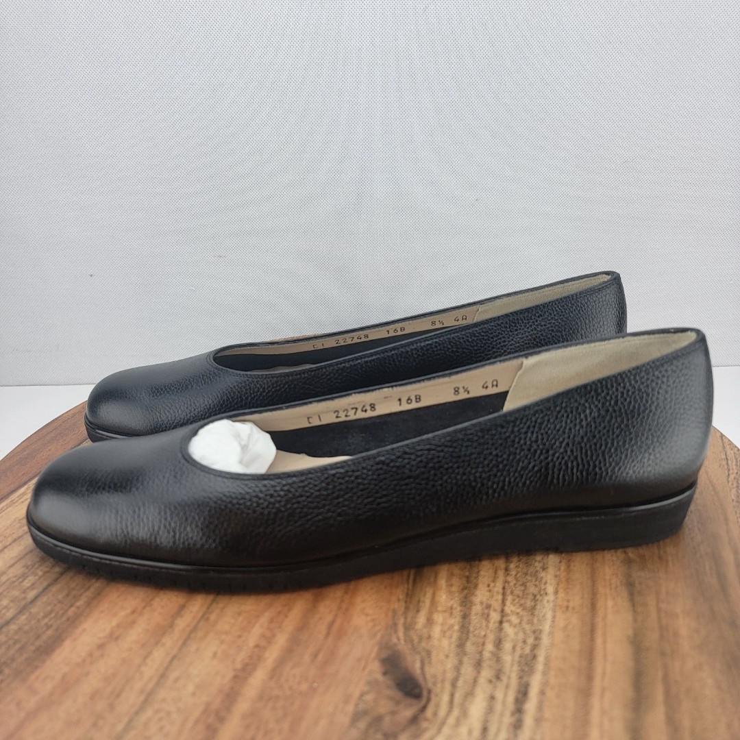Salvatore Ferragamo W 8.5 AAAA NARROW Giaguaro Pebble Calf Black Flats Shoes