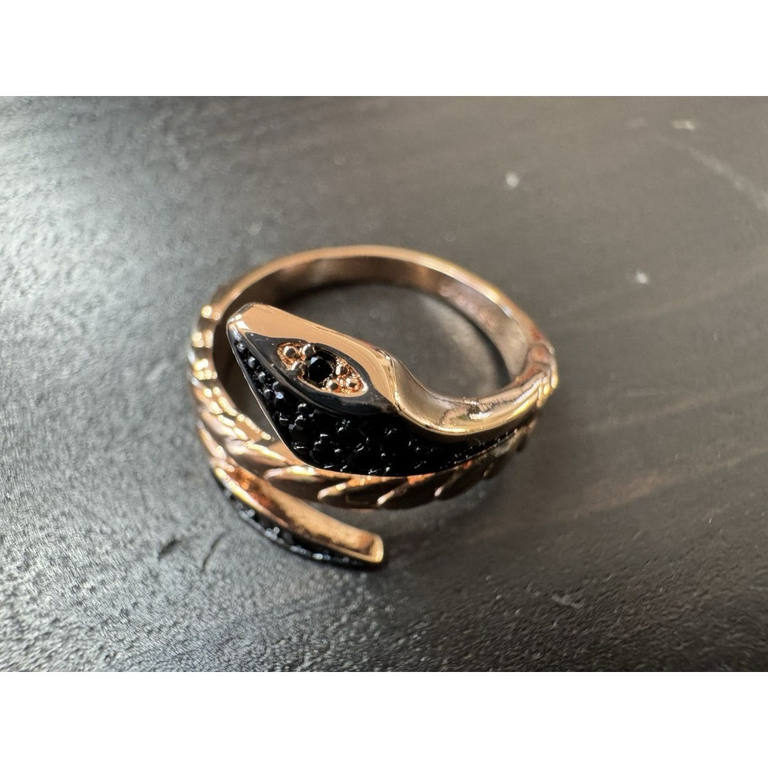585 14K RG Stamped Rose Gold Wrapped Black Eye Serpentine Gem Size 7 Ring