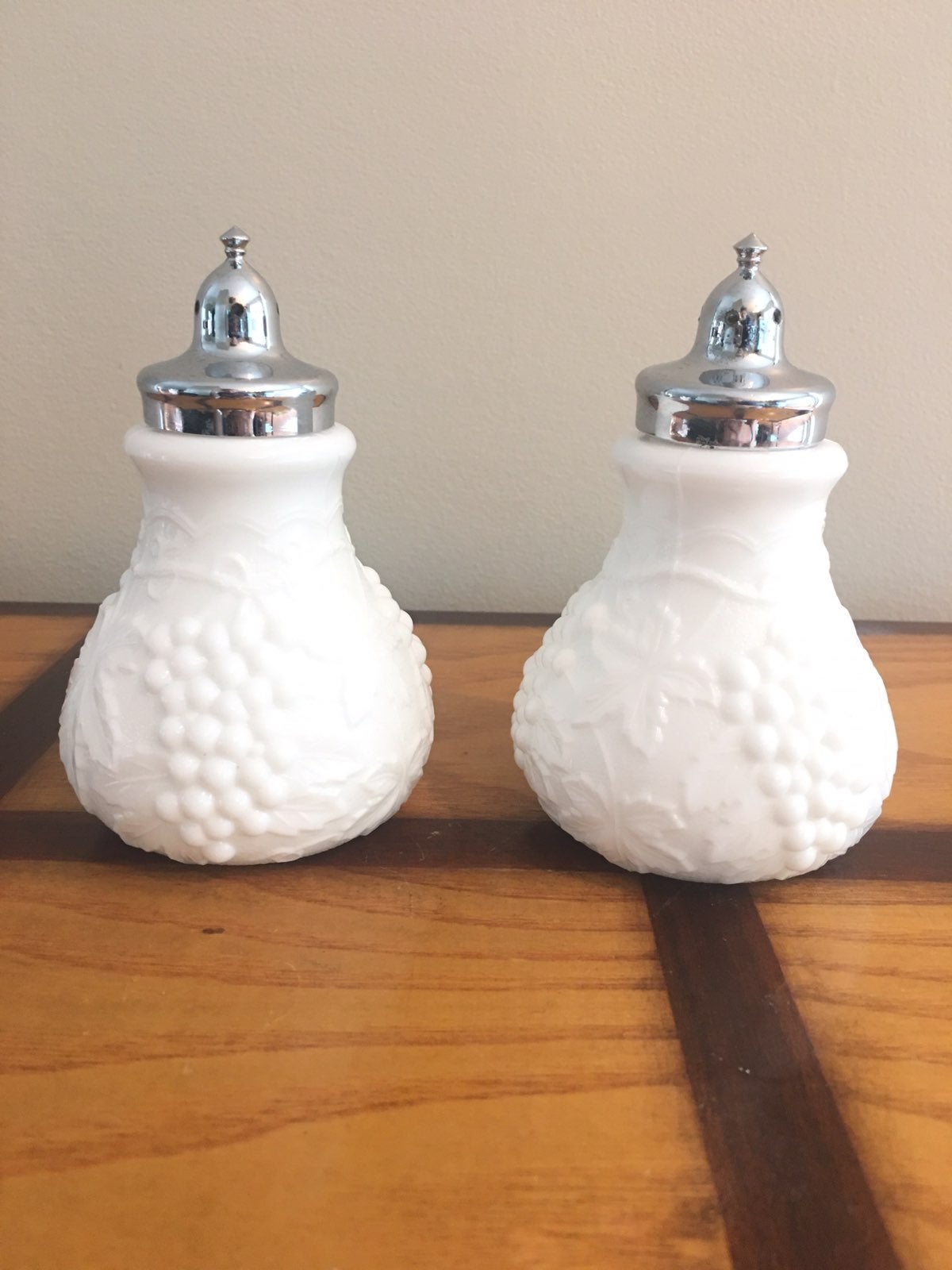 Imperial Silver Vintage Salt And Pepper Shakers | Mercari Imperial Silver Vintage Salt And Pepper Shakers | Mercari