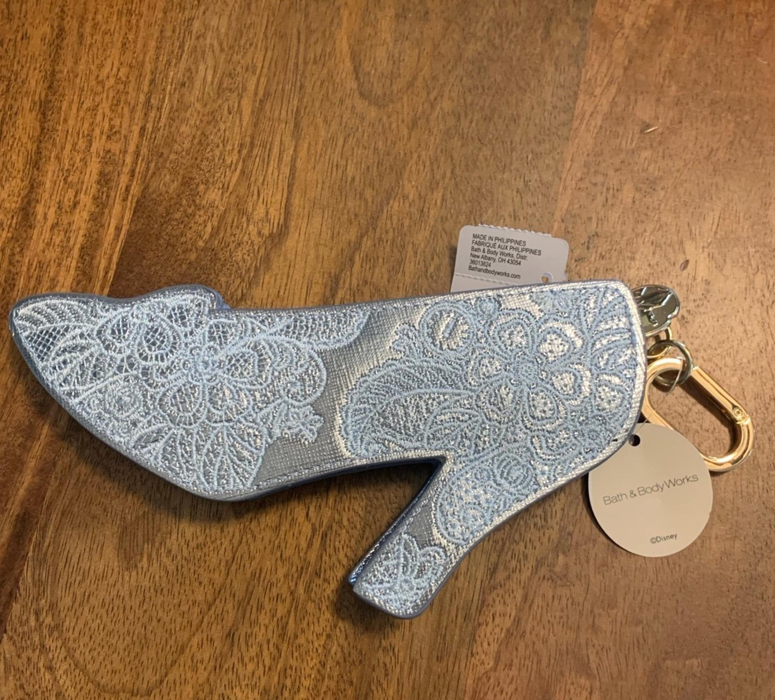 NWT Bath & Body Works Disney Princess Cinderella keychain coin purse