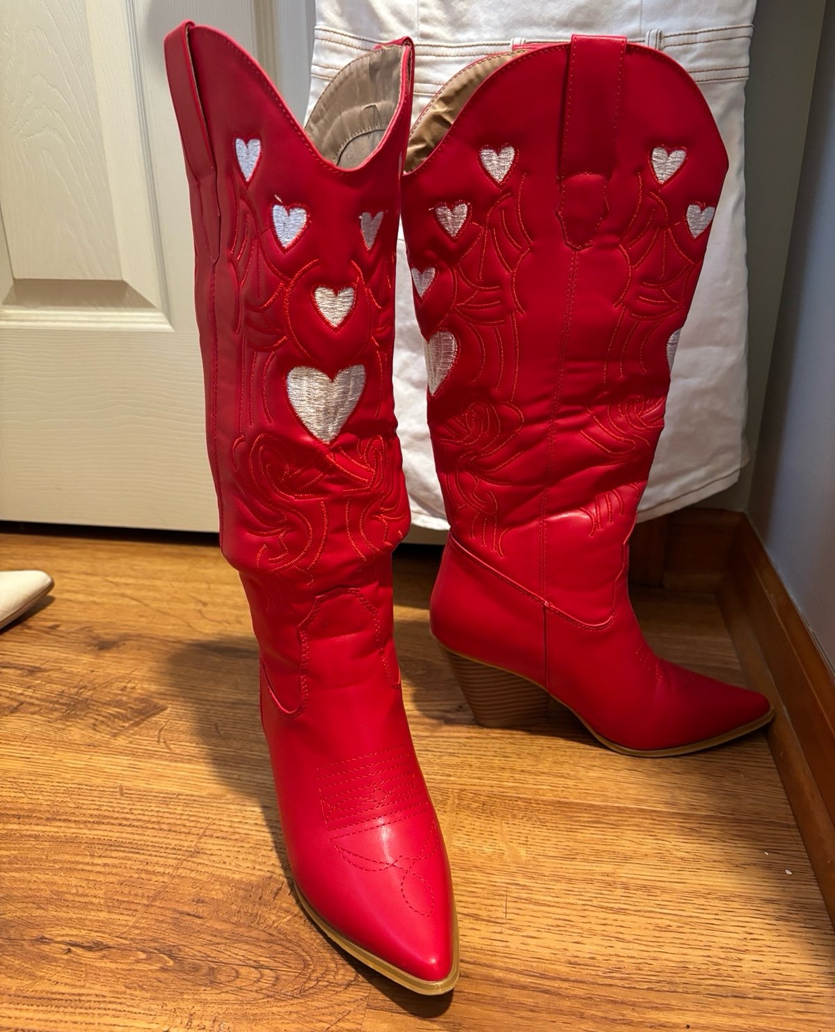 Red white Heart Cowgirl Boots