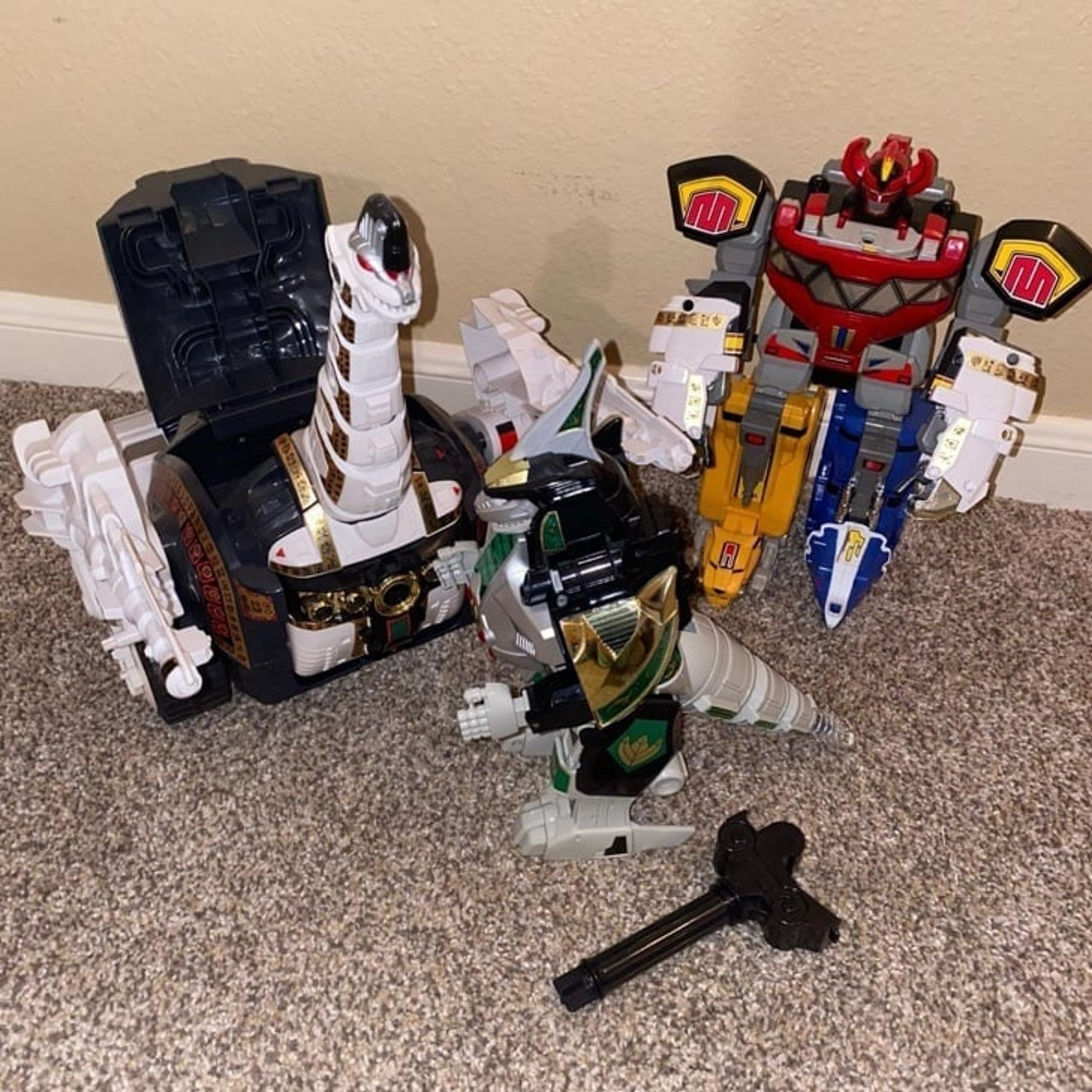AUTHENTIC SUPER SENTAI POWER RANGERS ZYURANGER ULTRAZORD DRAGONZORD MEGAZORD