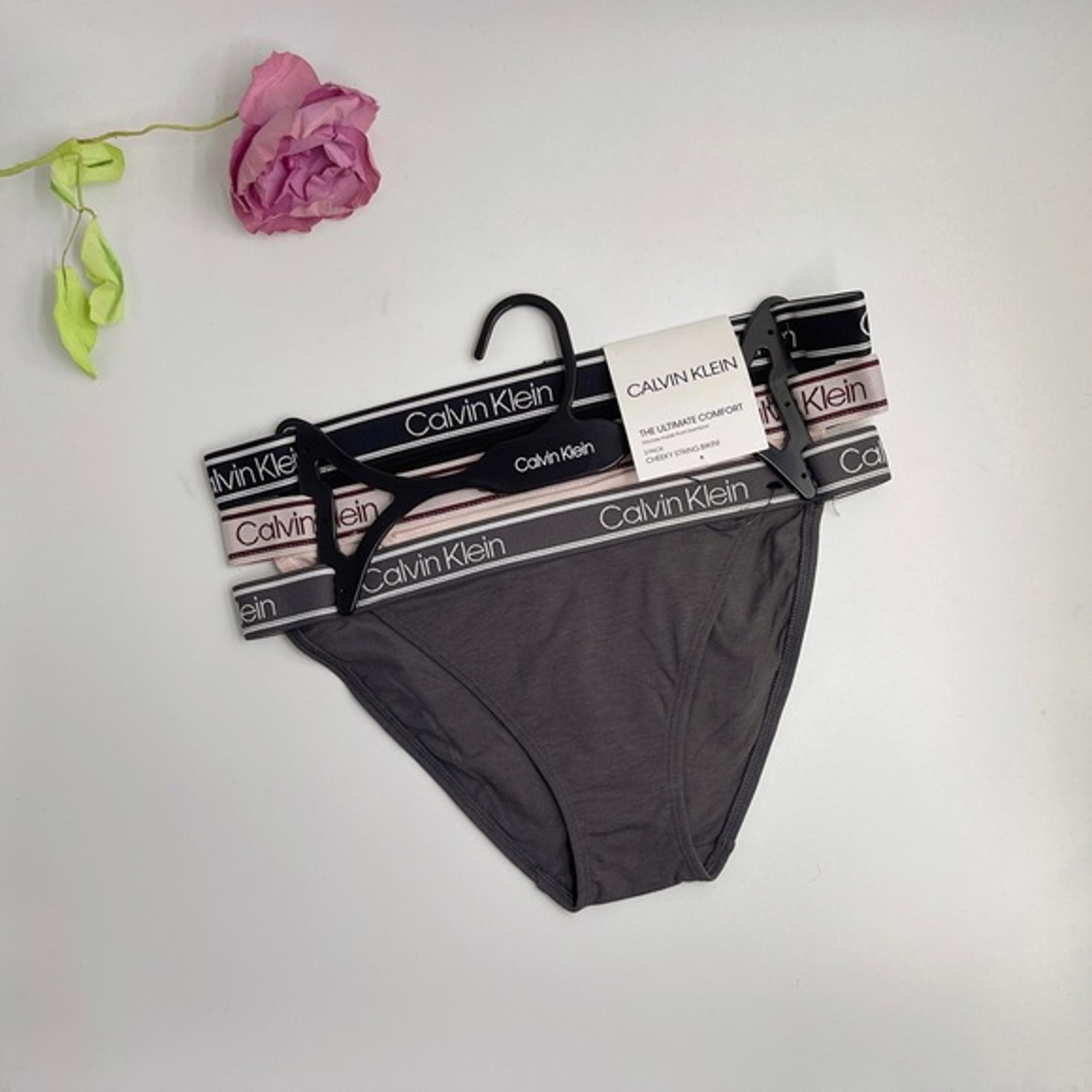 M Calvin Klein Women Ultimate Comfort Cheeky String Bikini 3 Pack