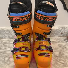 Mens Tecnica Mach 1 MV 130 Flex mondopoint size 29.5, 11.5