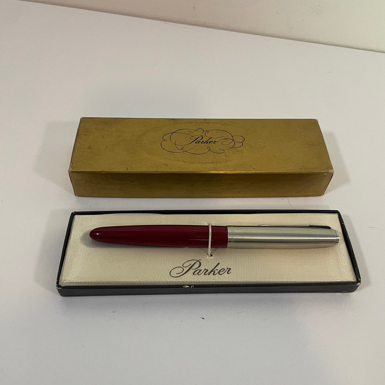 Vintage Parker Fountain Pen w/ Box Made in USA