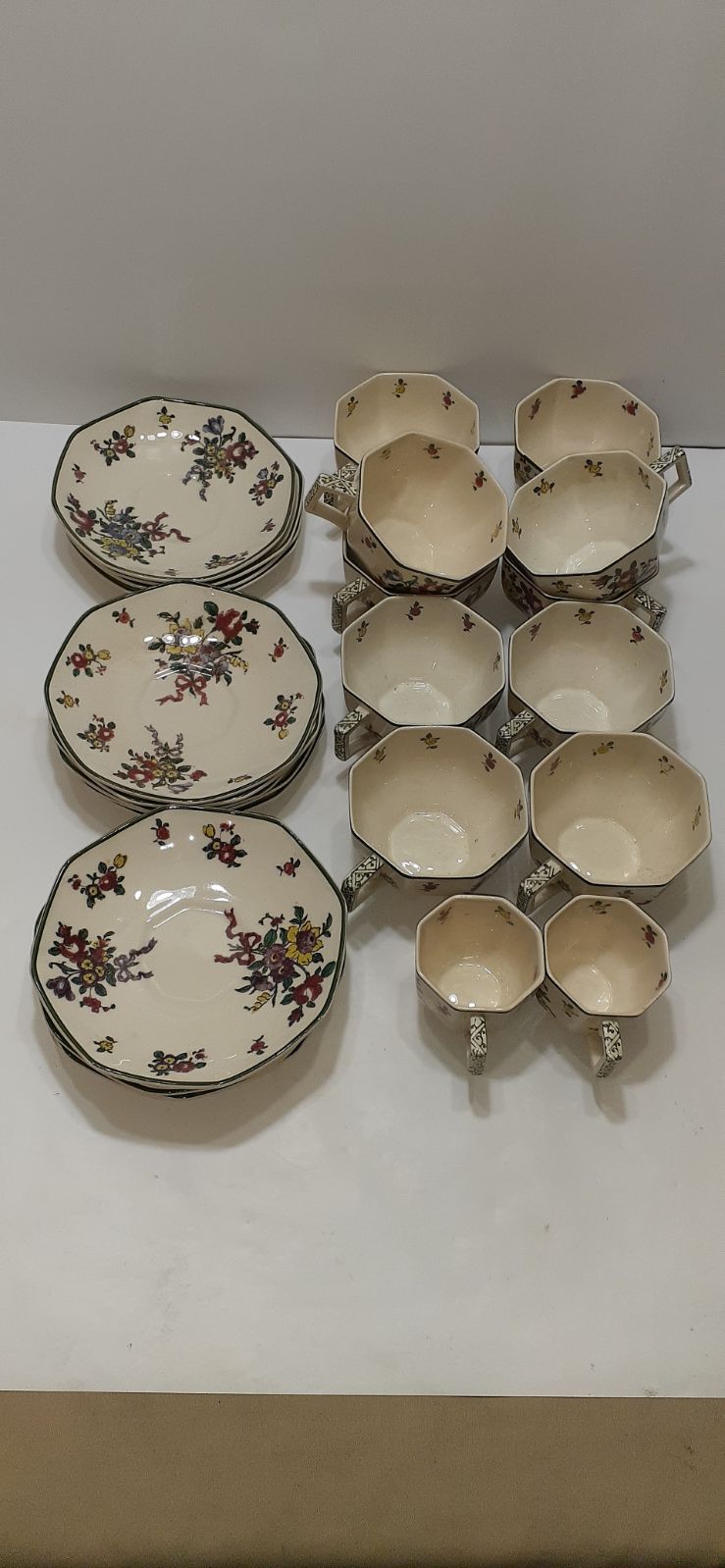 Royal Doulton Old Leeds Spray Tea/Demita