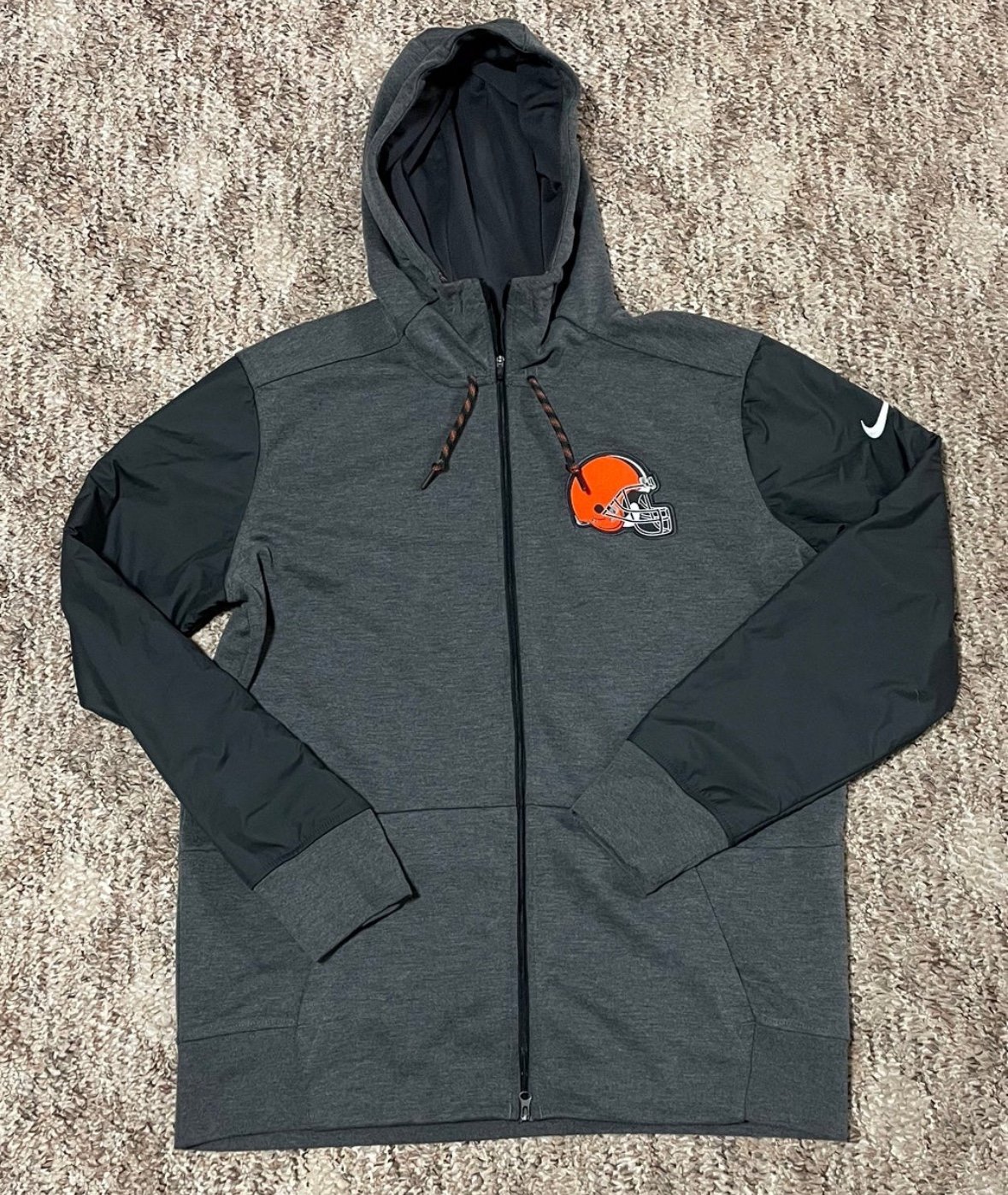 Cleveland Browns Pro Stock Team Issues Travel Full Zip Hoodie Sz L