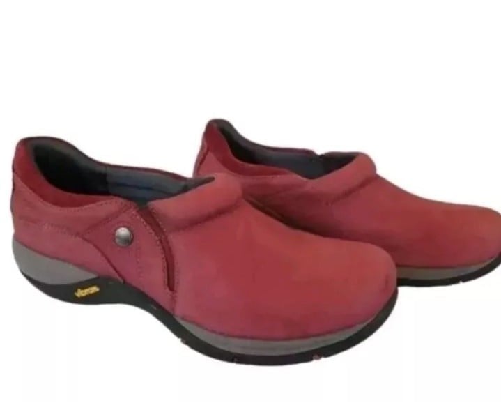 New Vry Rare Dansko Patti Women Slip On Shoe VIBRAM Waterproof Red 38 7.5 8 150