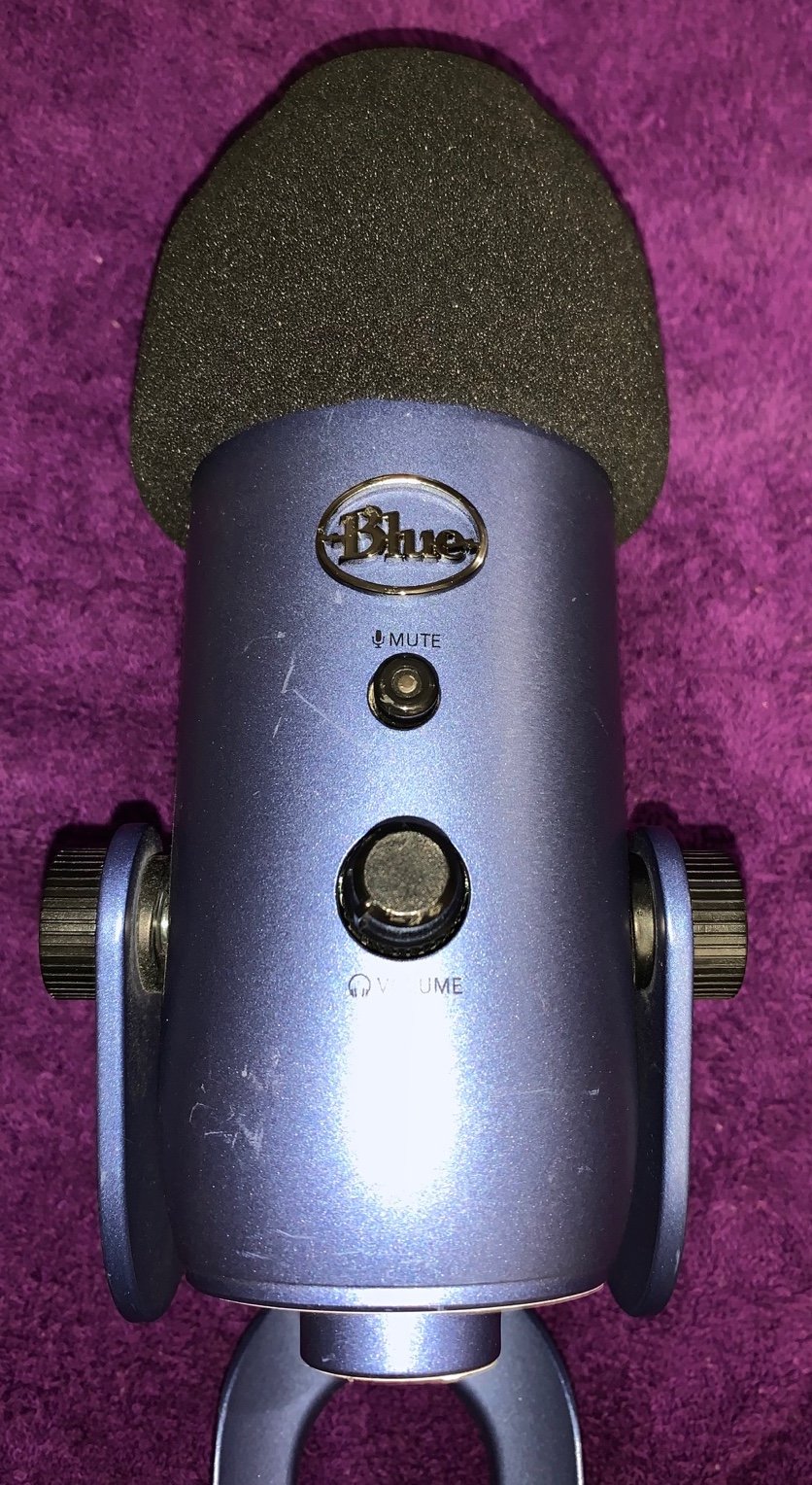 BLUE YETI PROFESSIONAL USB MICROPHONE MIDNIGHT BLUE COLOR