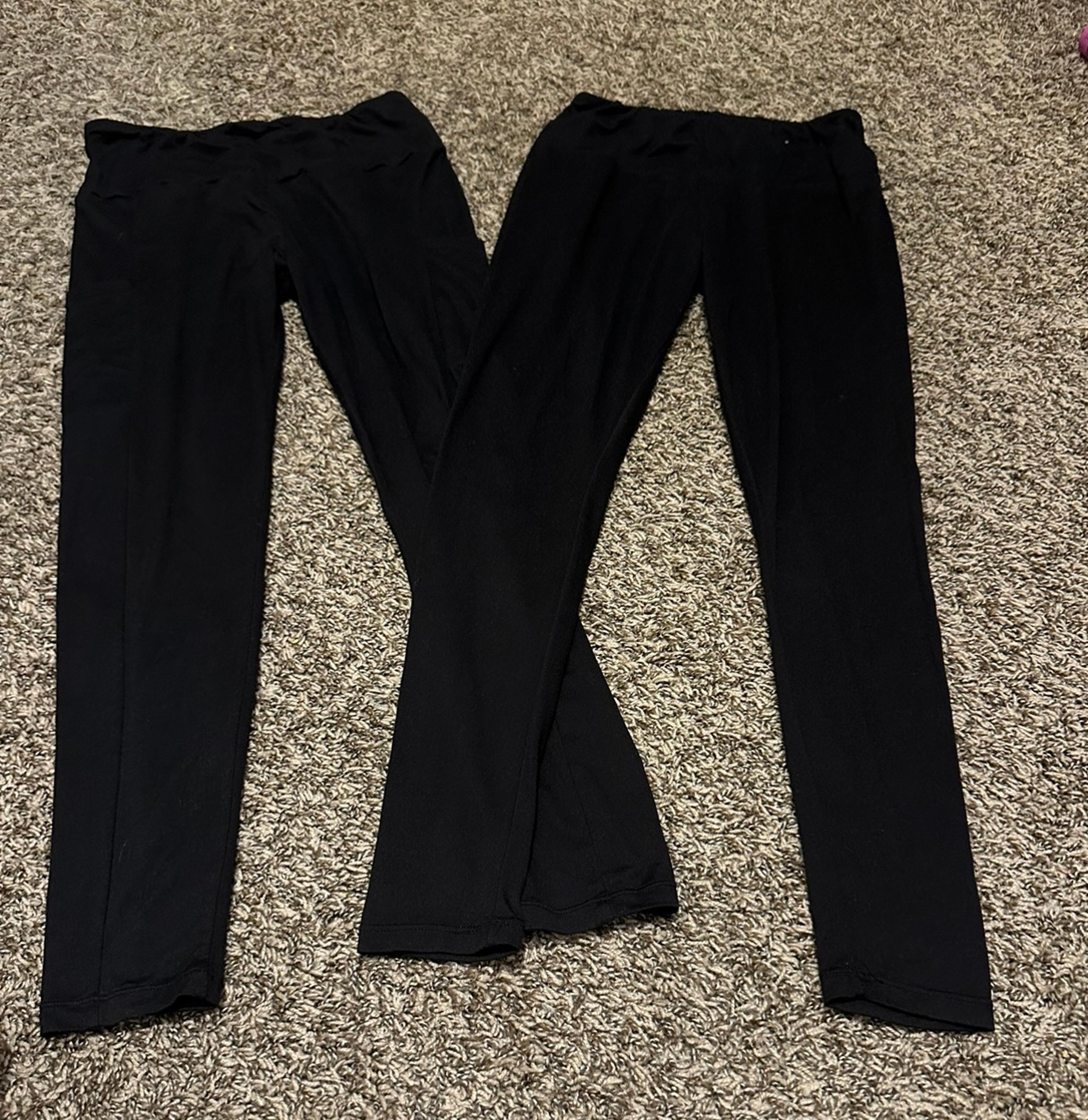 2 pair rue 21 leggings