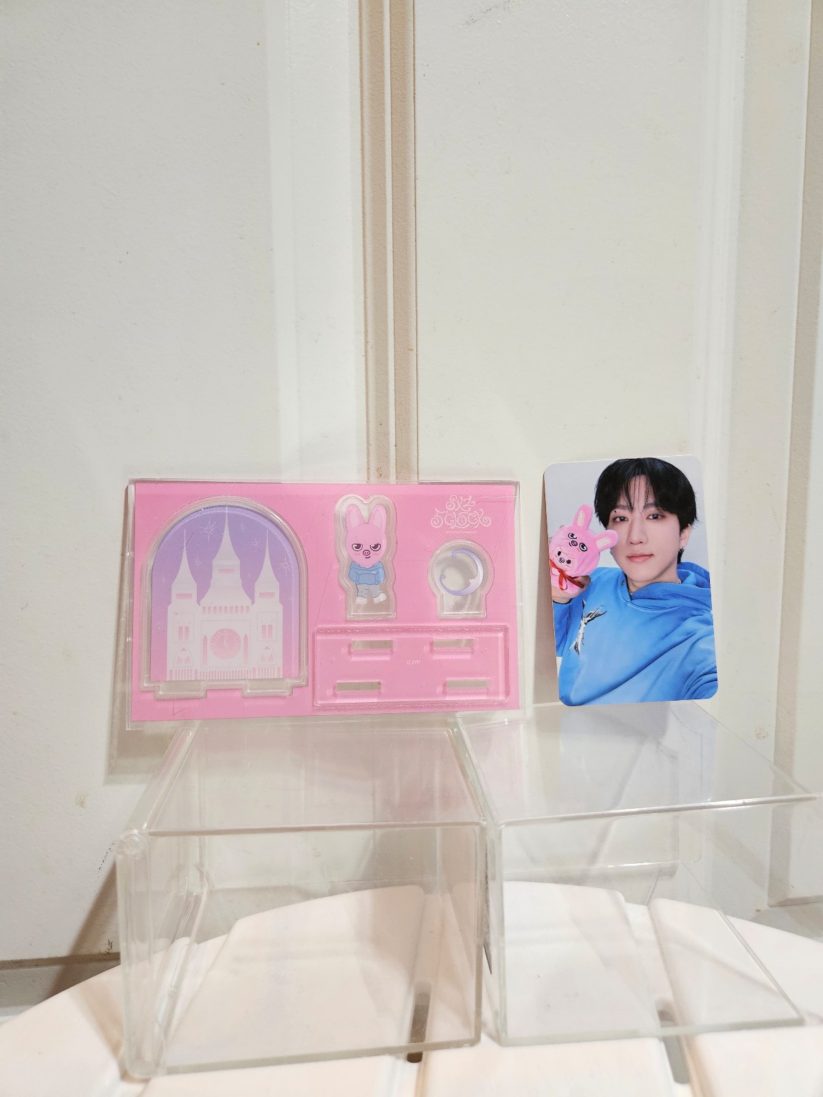 Stray Kids SKZ 5’CLOCK 5th Fanmeeting Dwaekki Acrylic Stand with Photocard POB
