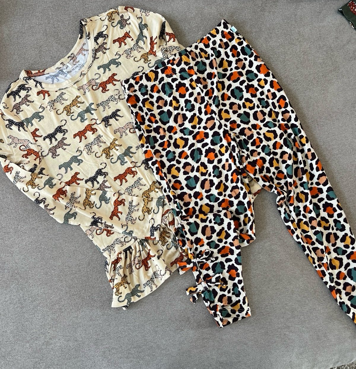 Posh Peanut leopard outfit 2 piece set